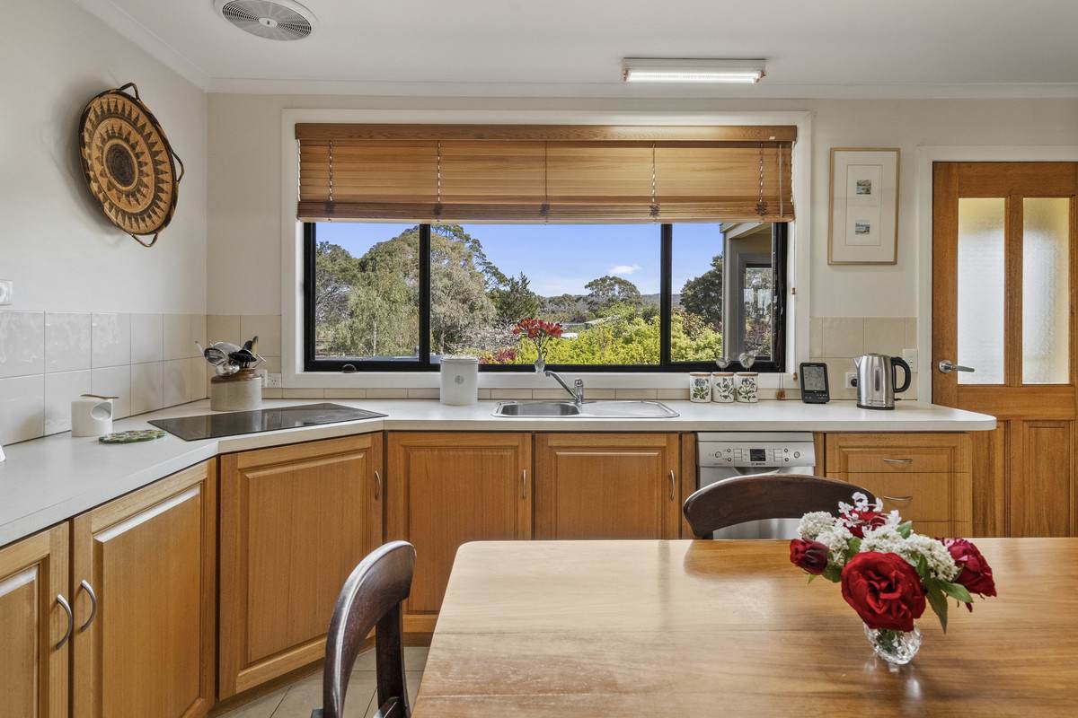7B Burgess Street, Swansea For Sale by Farmbuy.com - image 2