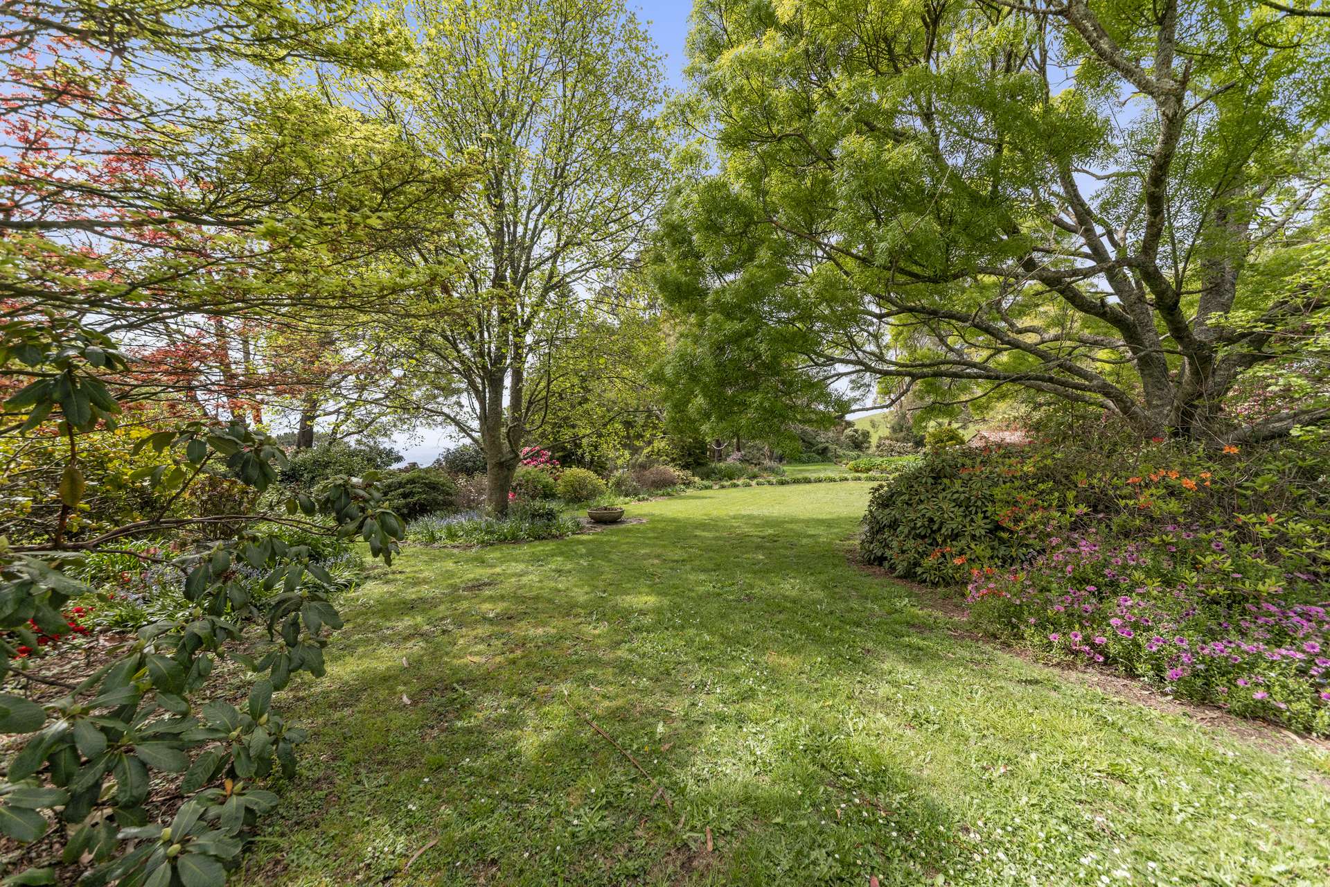 52 Earls Road, Yarragon South For Sale by Farmbuy.com - image 7