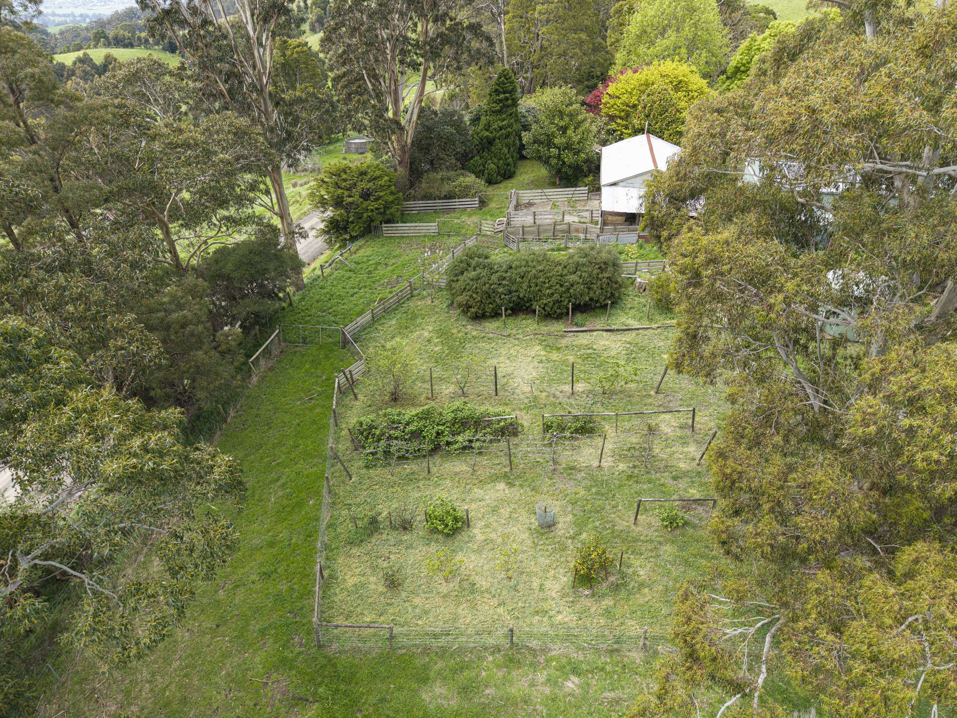 52 Earls Road, Yarragon South For Sale by Farmbuy.com - image 30