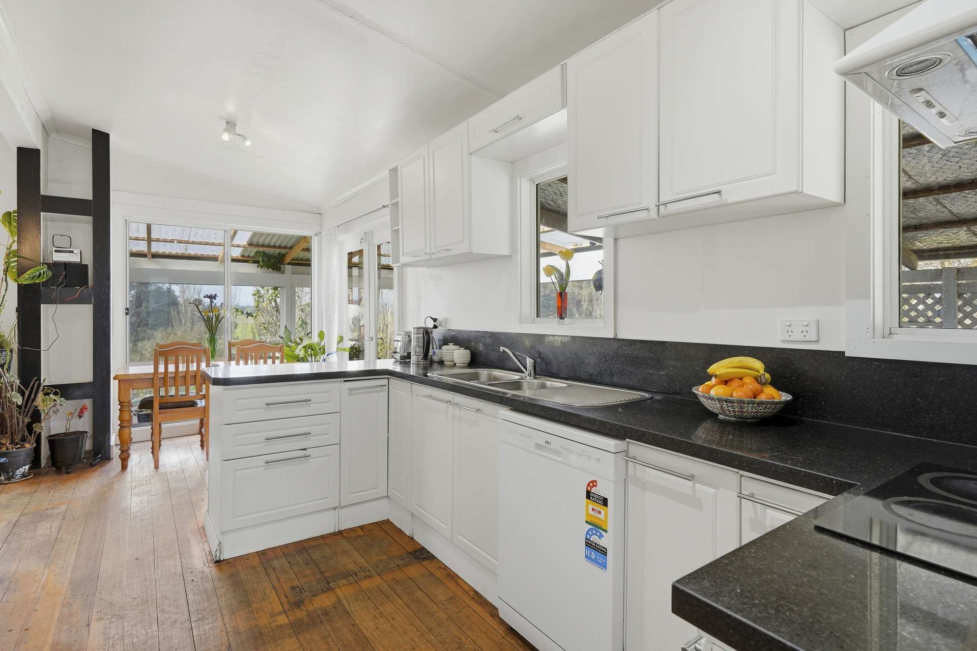 25 Fern Bank Road, Osmaston For Sale by Farmbuy.com - image 8