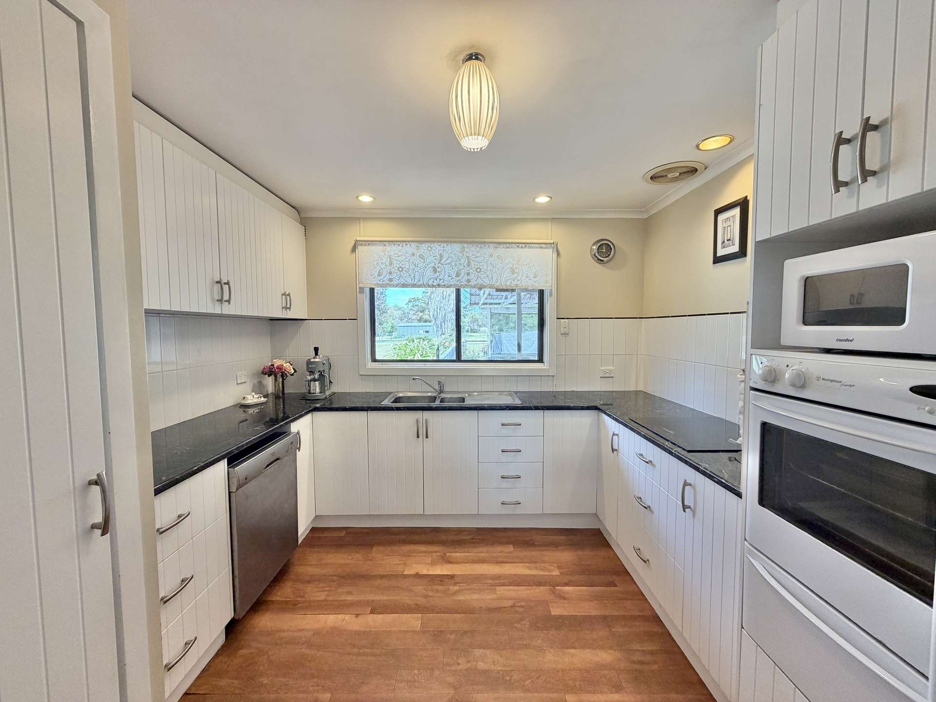 16-20 Hotchin Street, Katamatite For Sale by Farmbuy.com - image 4