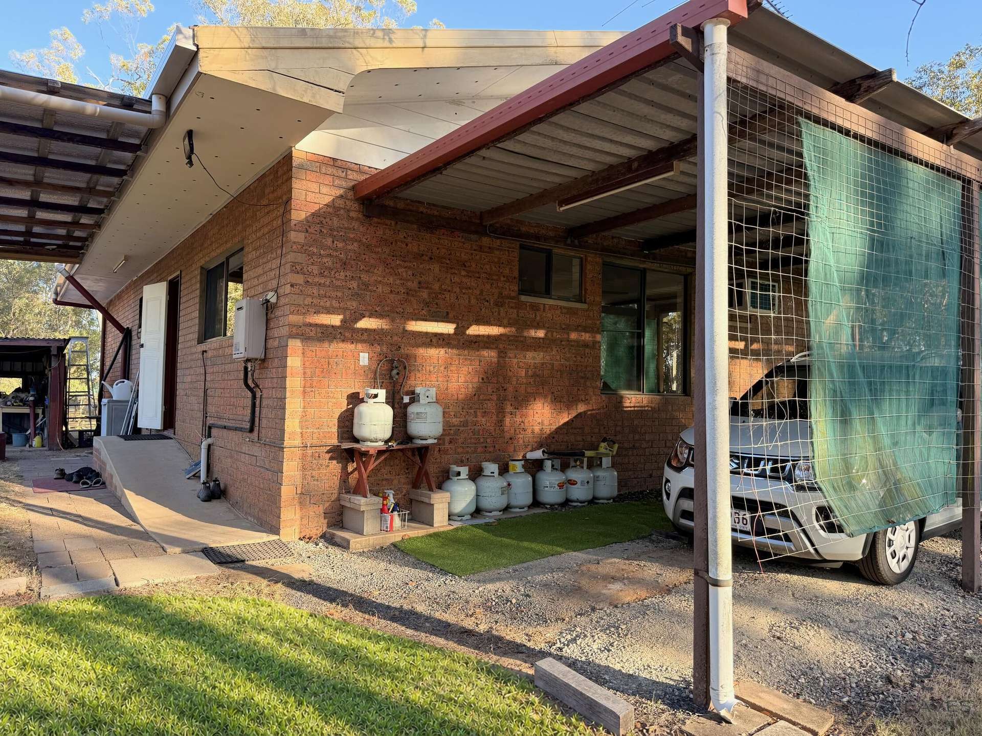 47 Weir Road, South Kolan For Sale by Farmbuy.com - image 12