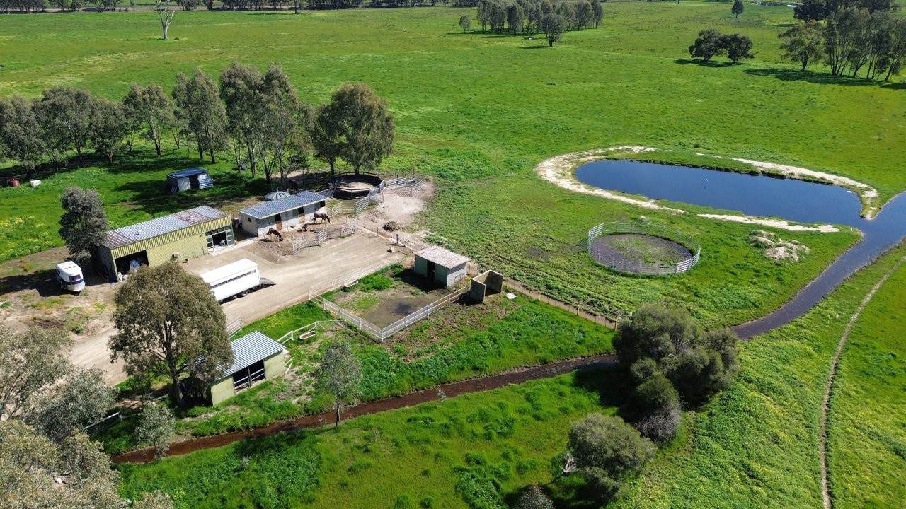 104 Glenrowan Road, Wangaratta South For Sale by Farmbuy.com - image 21