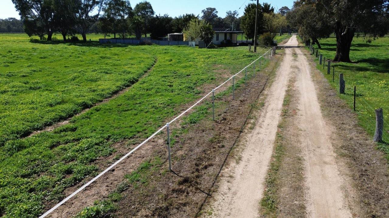 104 Glenrowan Road, Wangaratta South For Sale by Farmbuy.com - image 17