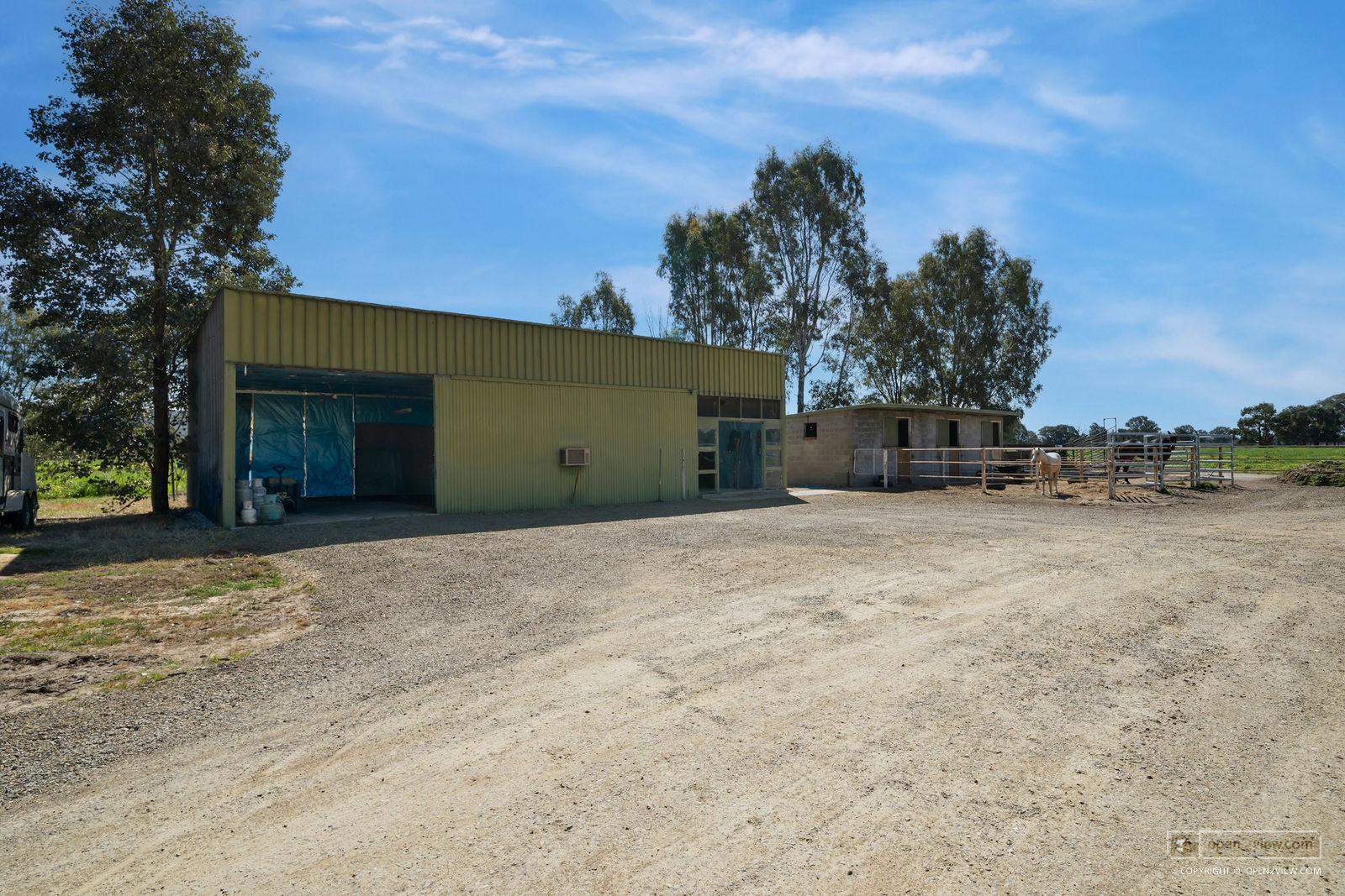 104 Glenrowan Road, Wangaratta South For Sale by Farmbuy.com - image 11