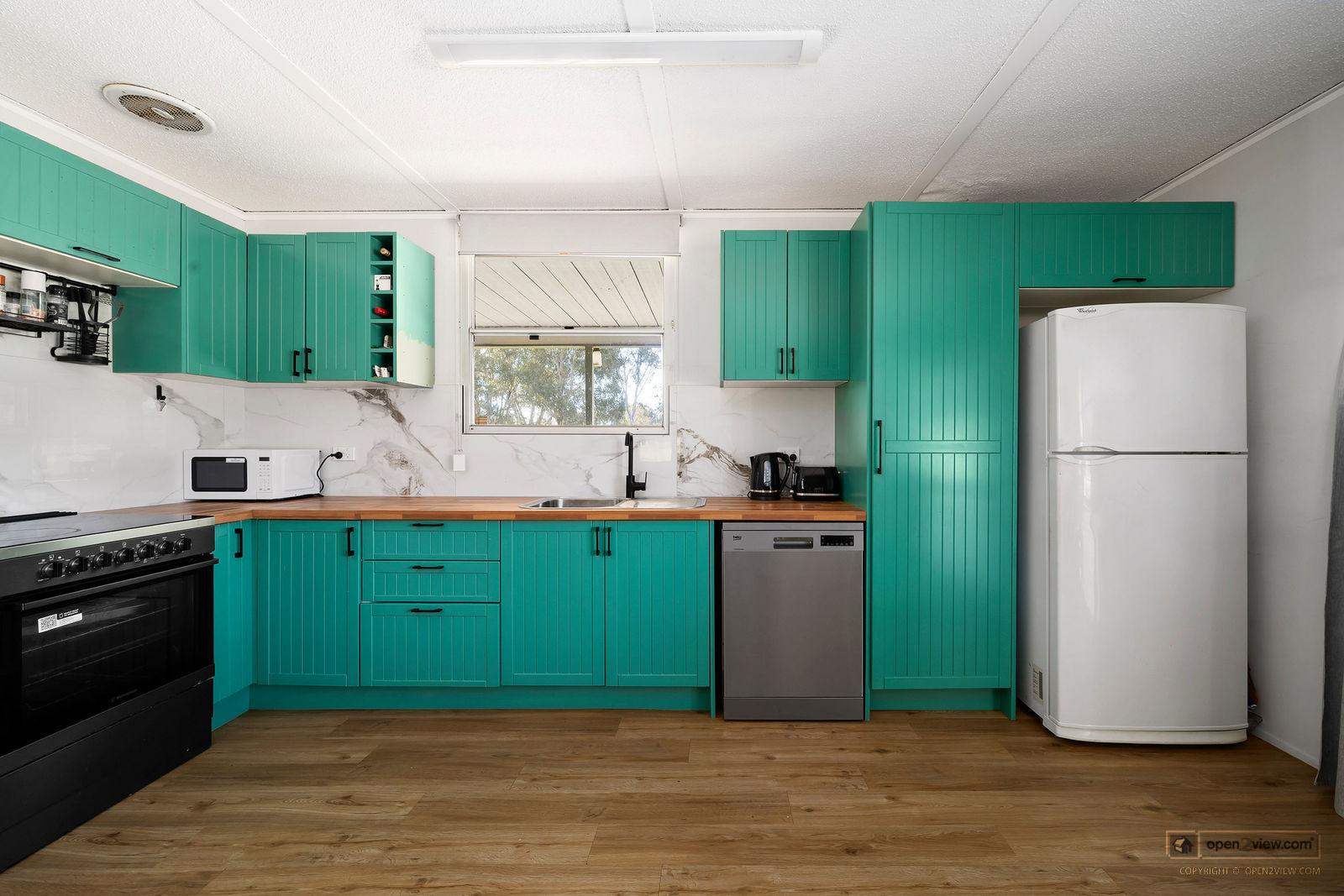 104 Glenrowan Road, Wangaratta South For Sale by Farmbuy.com - image 3