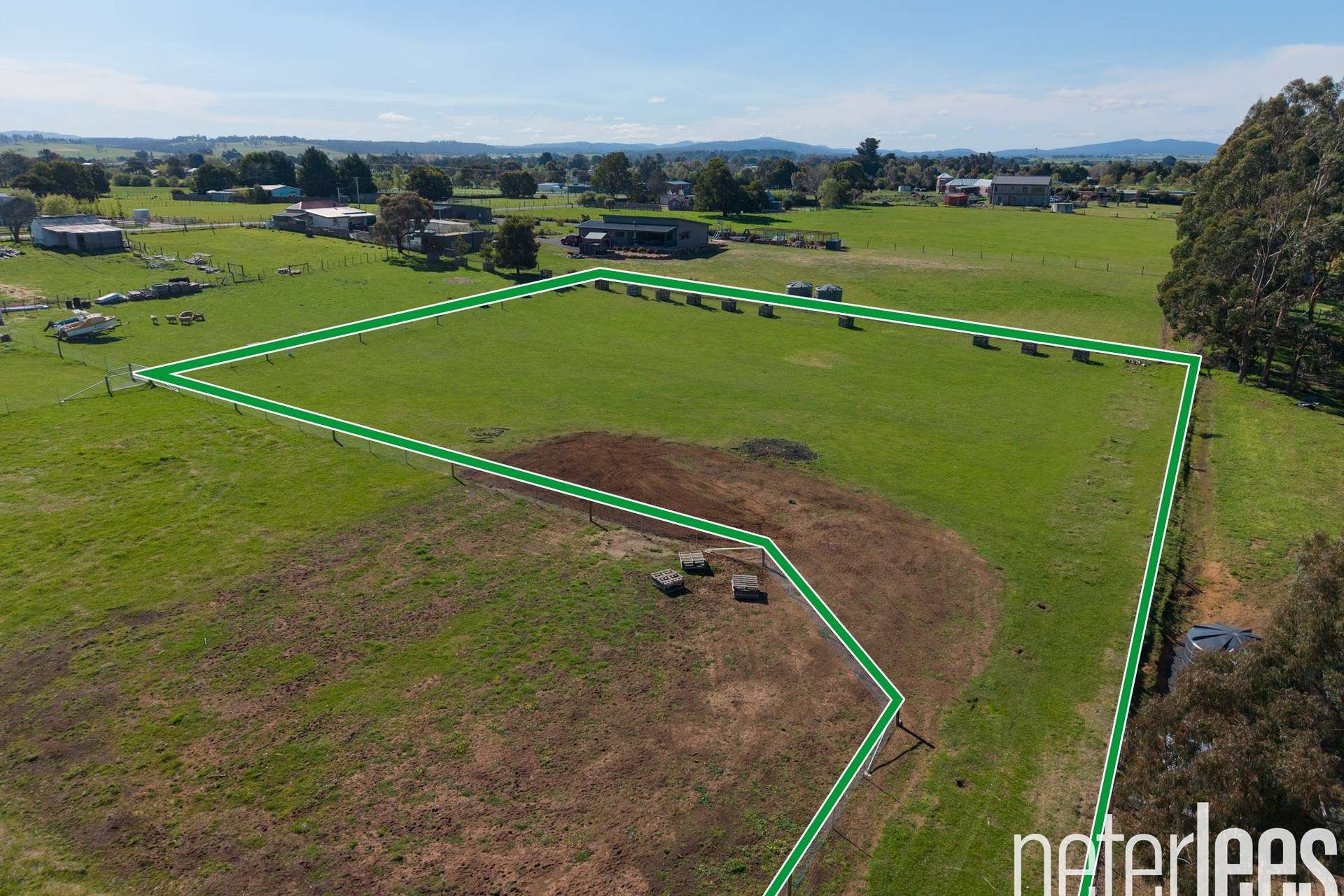42 Suburb Road, Westbury For Sale by Farmbuy.com - image 10