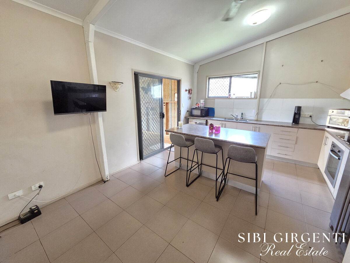 66 Macadamia Street, Arriga For Sale by Farmbuy.com - image 3