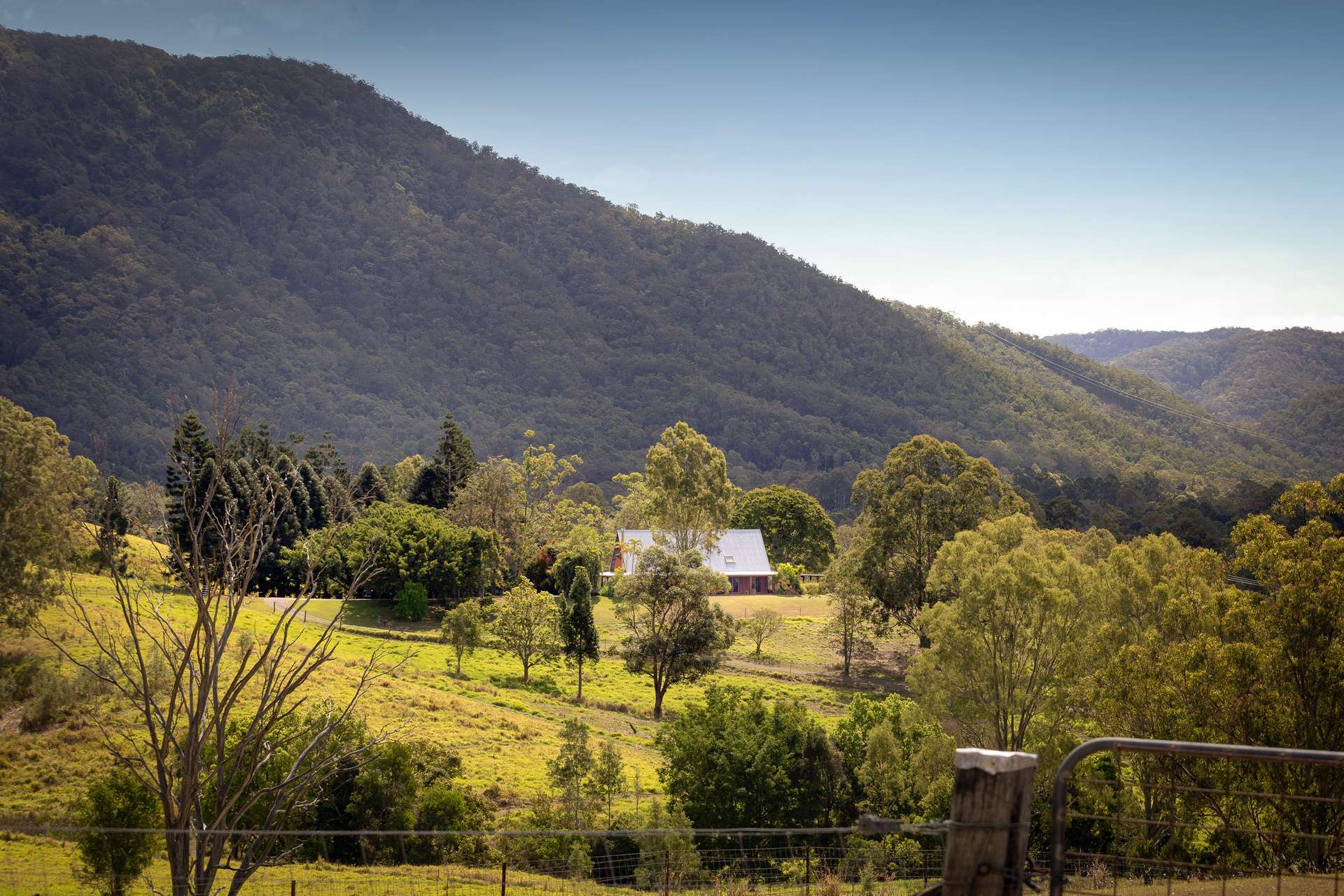 89 Dawson Creek Road, Highvale For Sale by Farmbuy.com - image 1