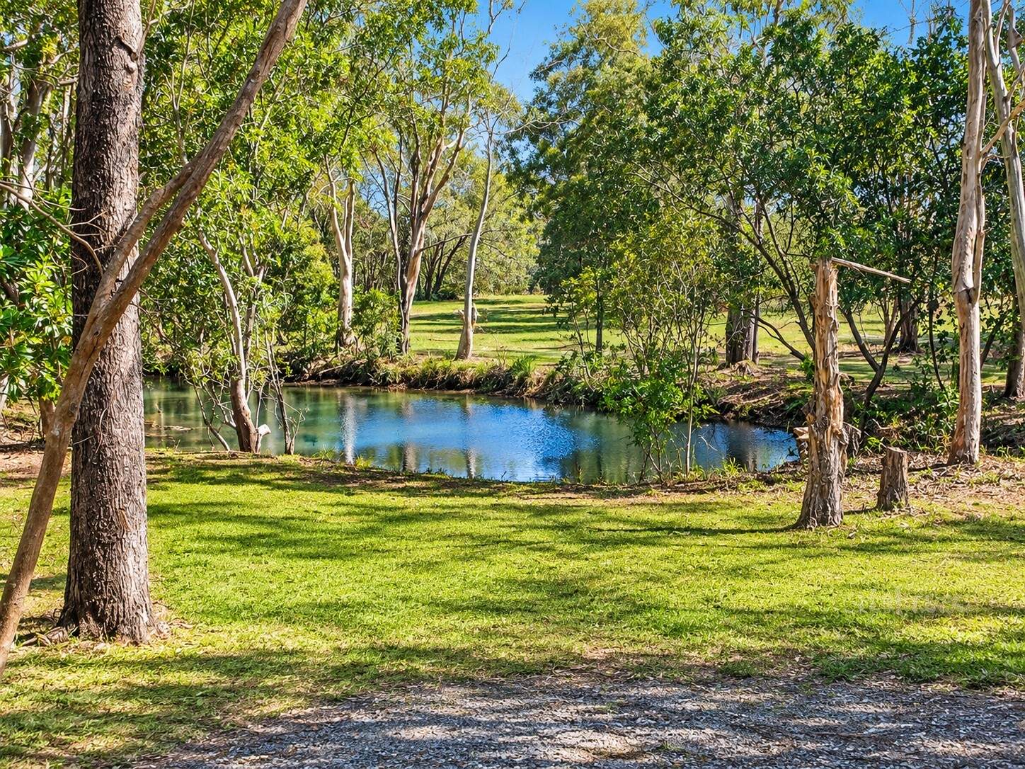65 Coondooroopa Drive, Macleay Island For Sale by Farmbuy.com - image 19