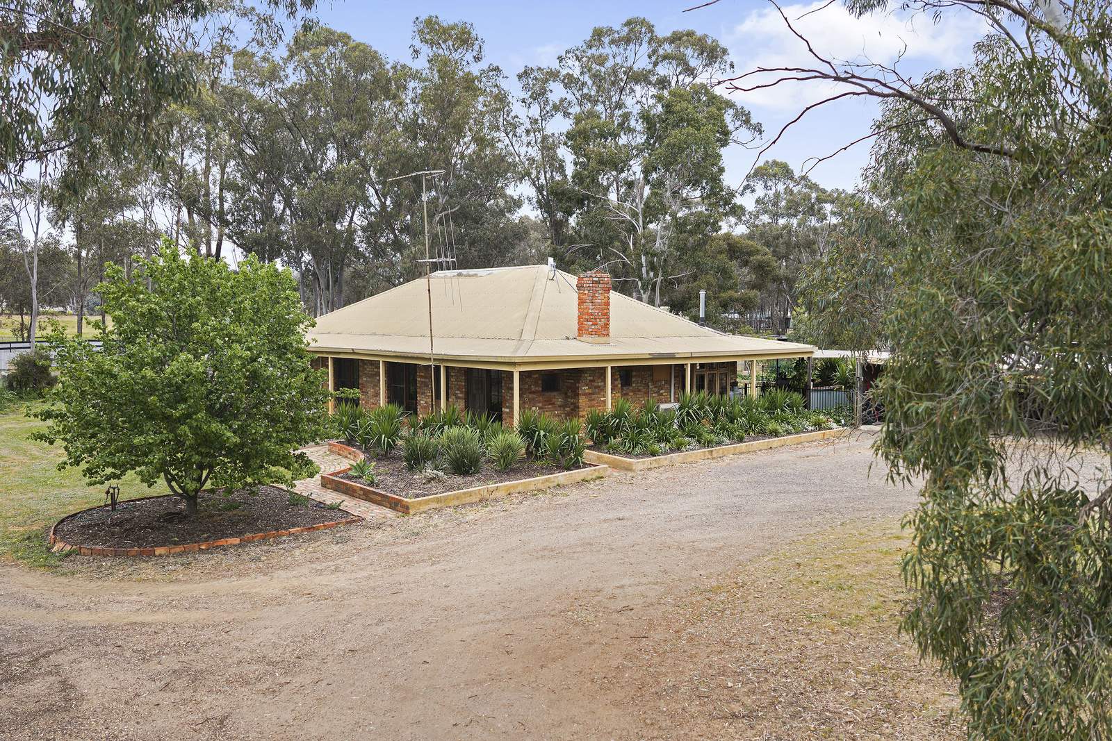 27 Wellsford Road, Longlea For Sale by Farmbuy.com - image 16