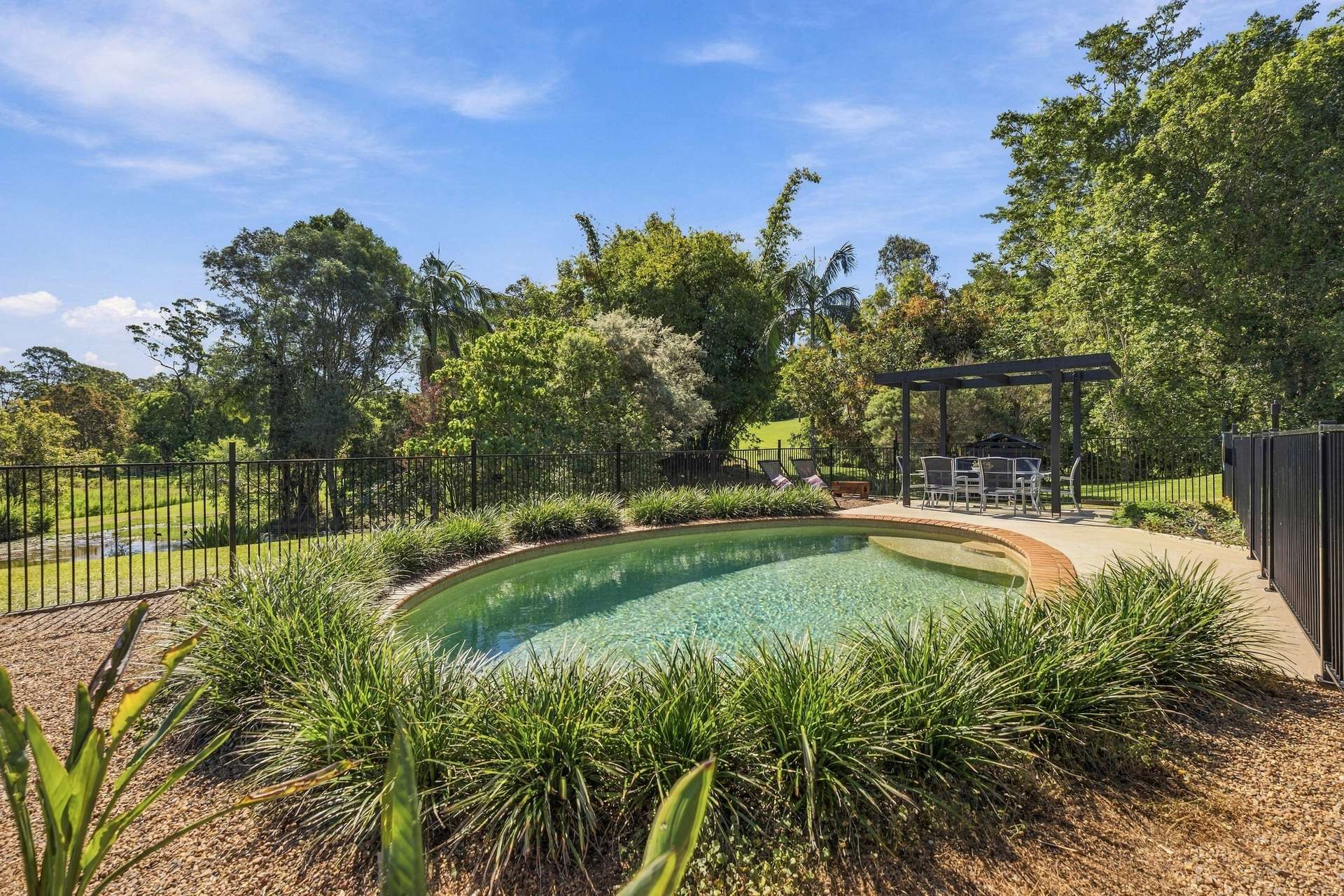 17 Saunders Drive, Cooran For Sale by Farmbuy.com - image 3
