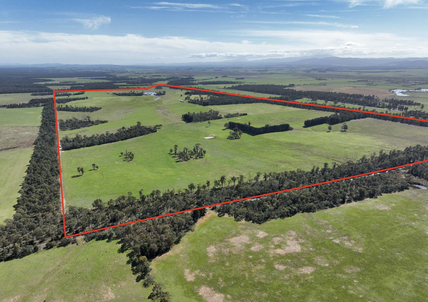 1 Barton Road, Epping Forest For Sale by Farmbuy.com - image 2