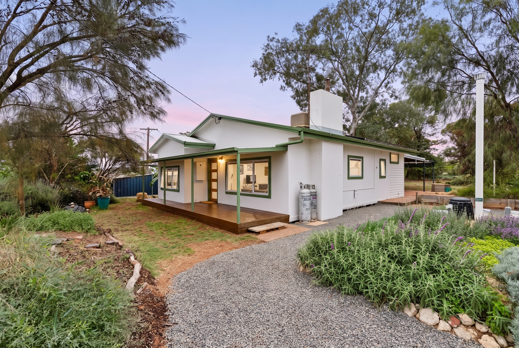 997 Irymple Avenue, Irymple VIC 3498
