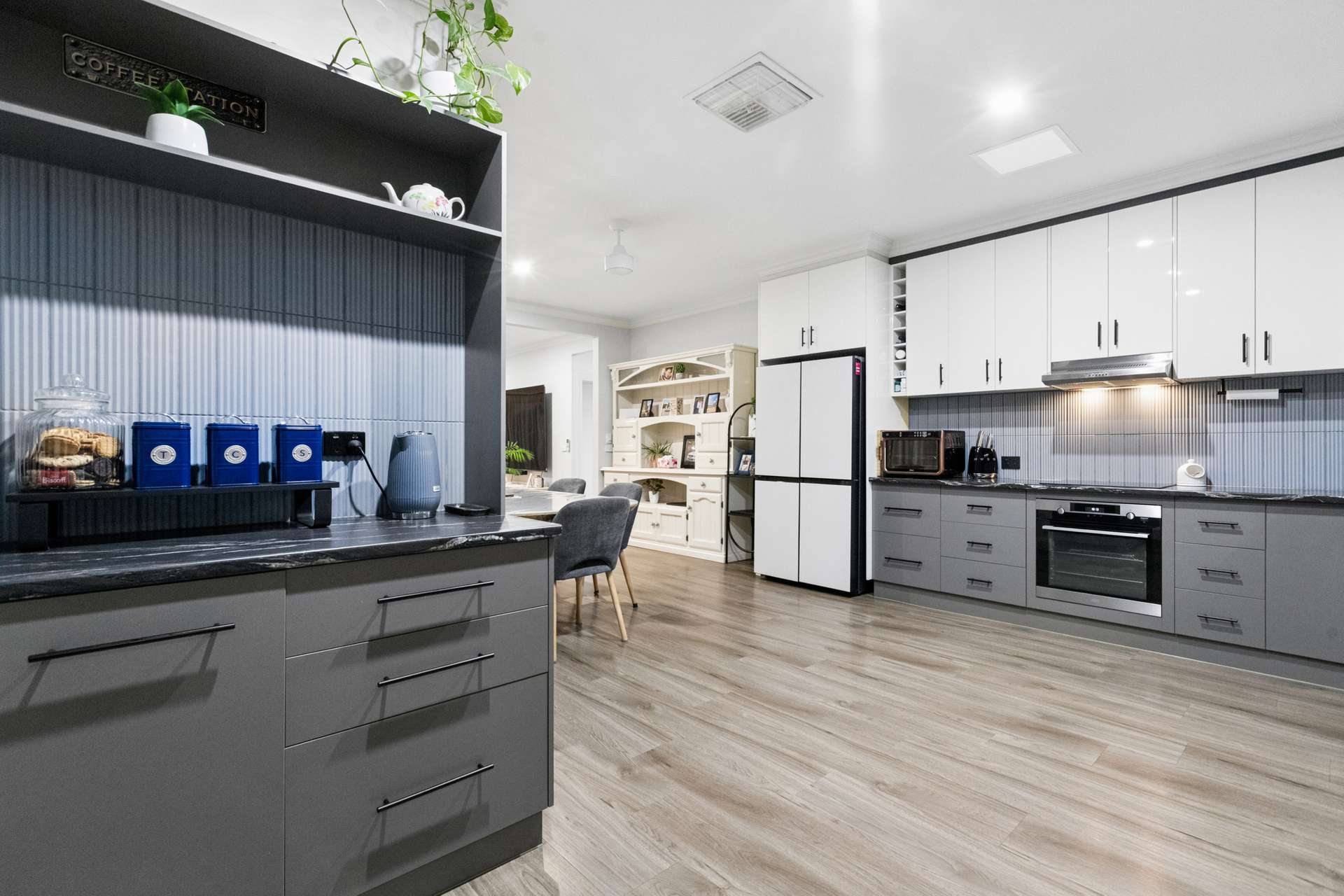 9 Nerrum Avenue, Red Cliffs For Sale by Farmbuy.com - image 4