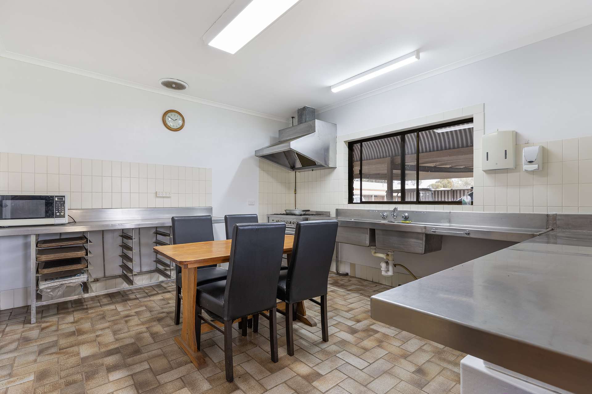 325 Perricoota Road, Moama Auction by Farmbuy.com - image 22