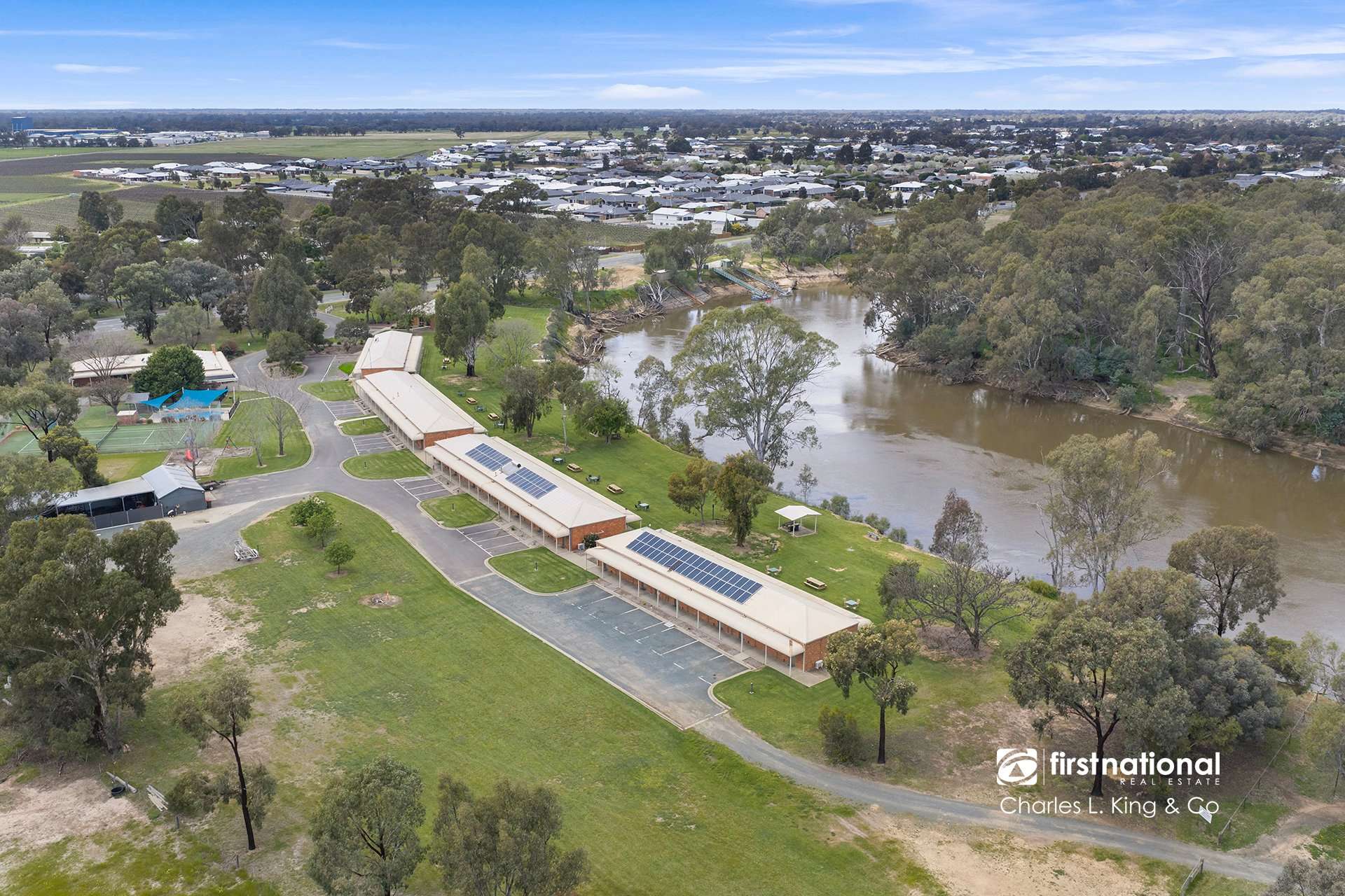 325 Perricoota Road, Moama Auction by Farmbuy.com - image 2