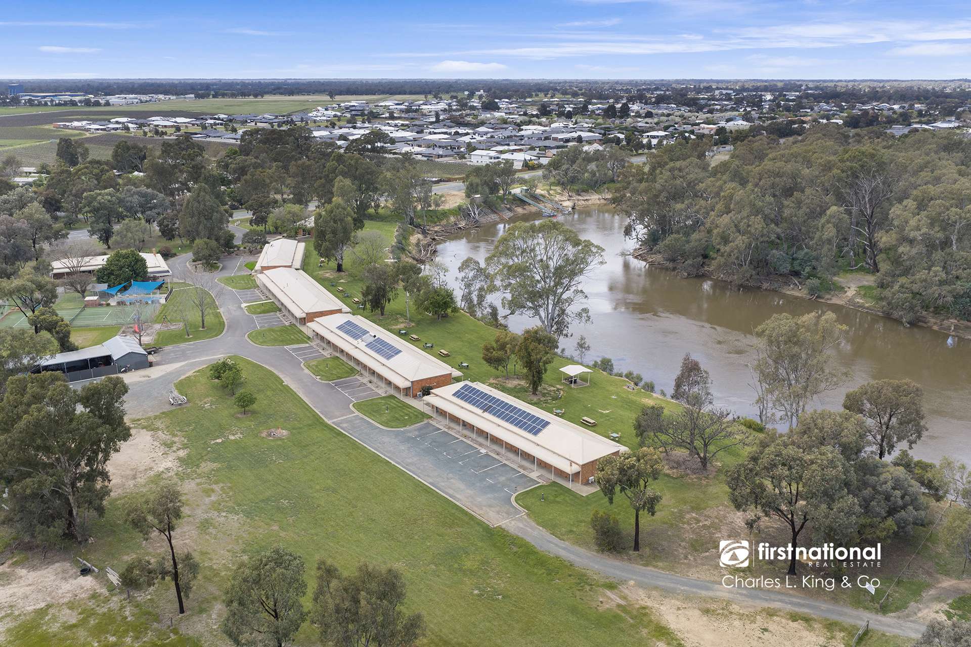 325 Perricoota Road, Moama Auction by Farmbuy.com - image 2