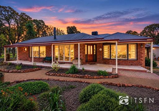 49 Hillcrest Road, Maiden Gully VIC 3551