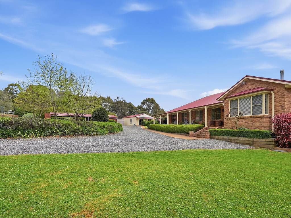 54 Berrilee Road, Orange NSW 2800