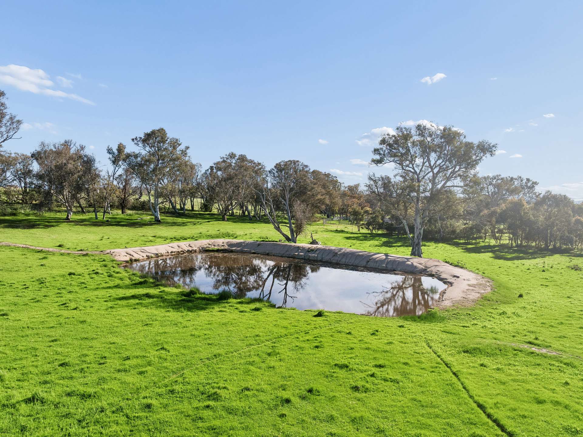 "Yellowbox", 606 Longrail Gully Road, Murrumbateman Auction by Farmbuy.com - image 9