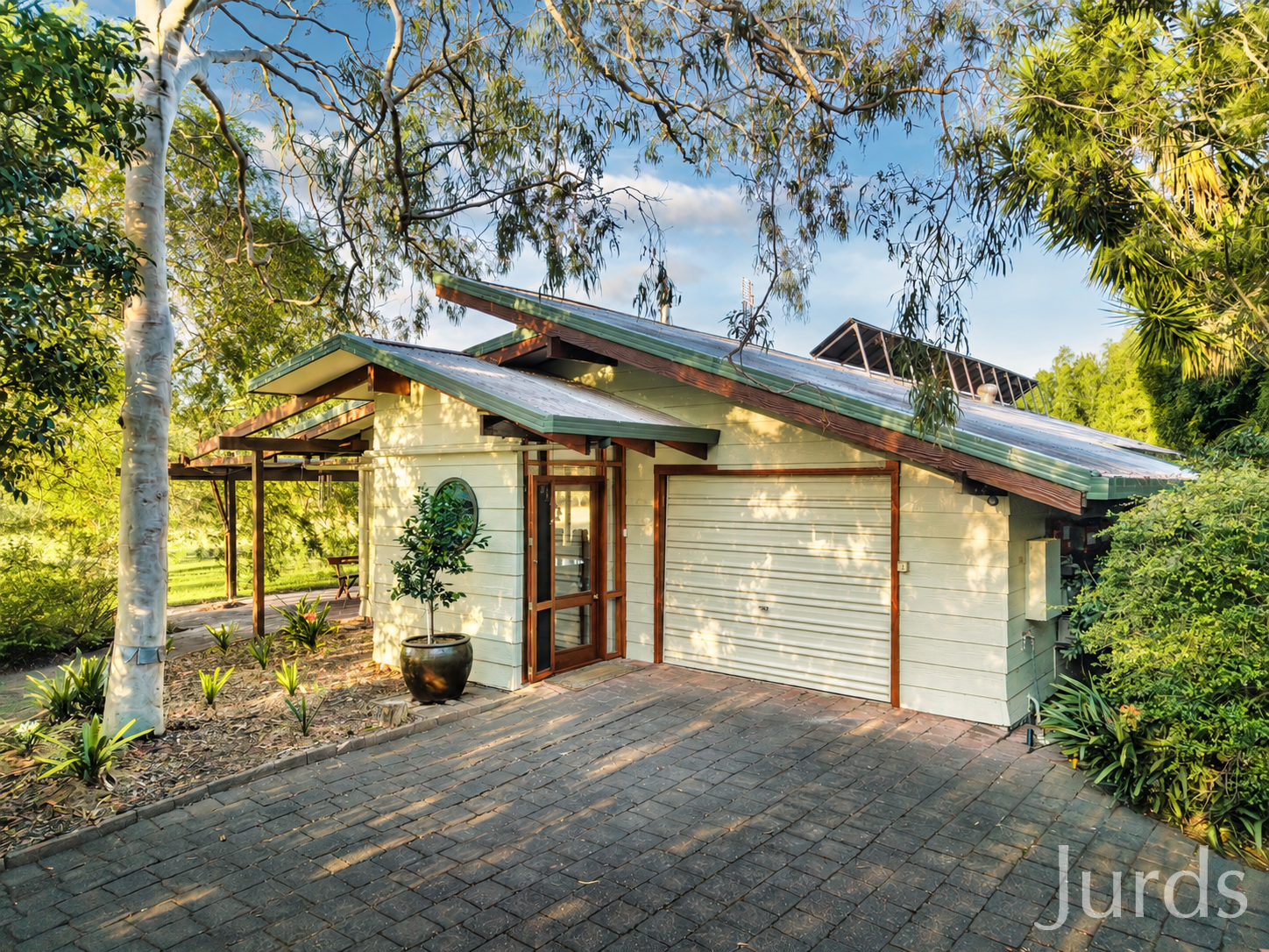 603 Lovedale Road, Lovedale For Sale by Farmbuy.com - image 2