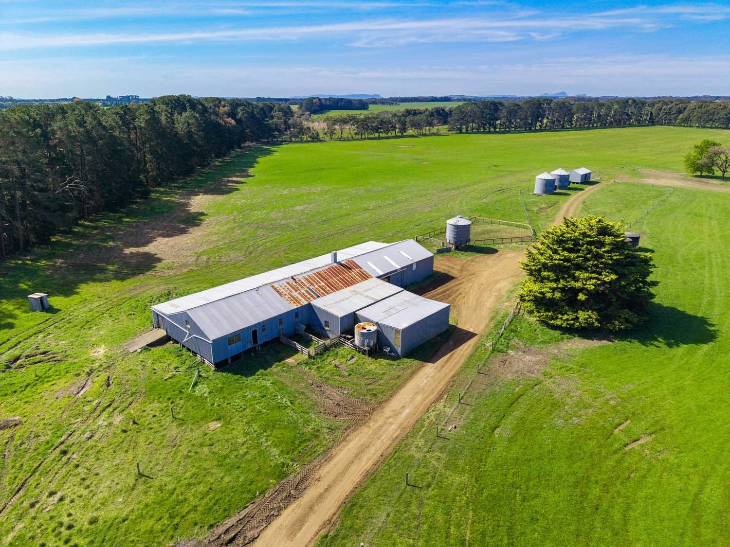 - Hamilton Port Fairy Road, Byaduk For Sale by Farmbuy.com - image 3