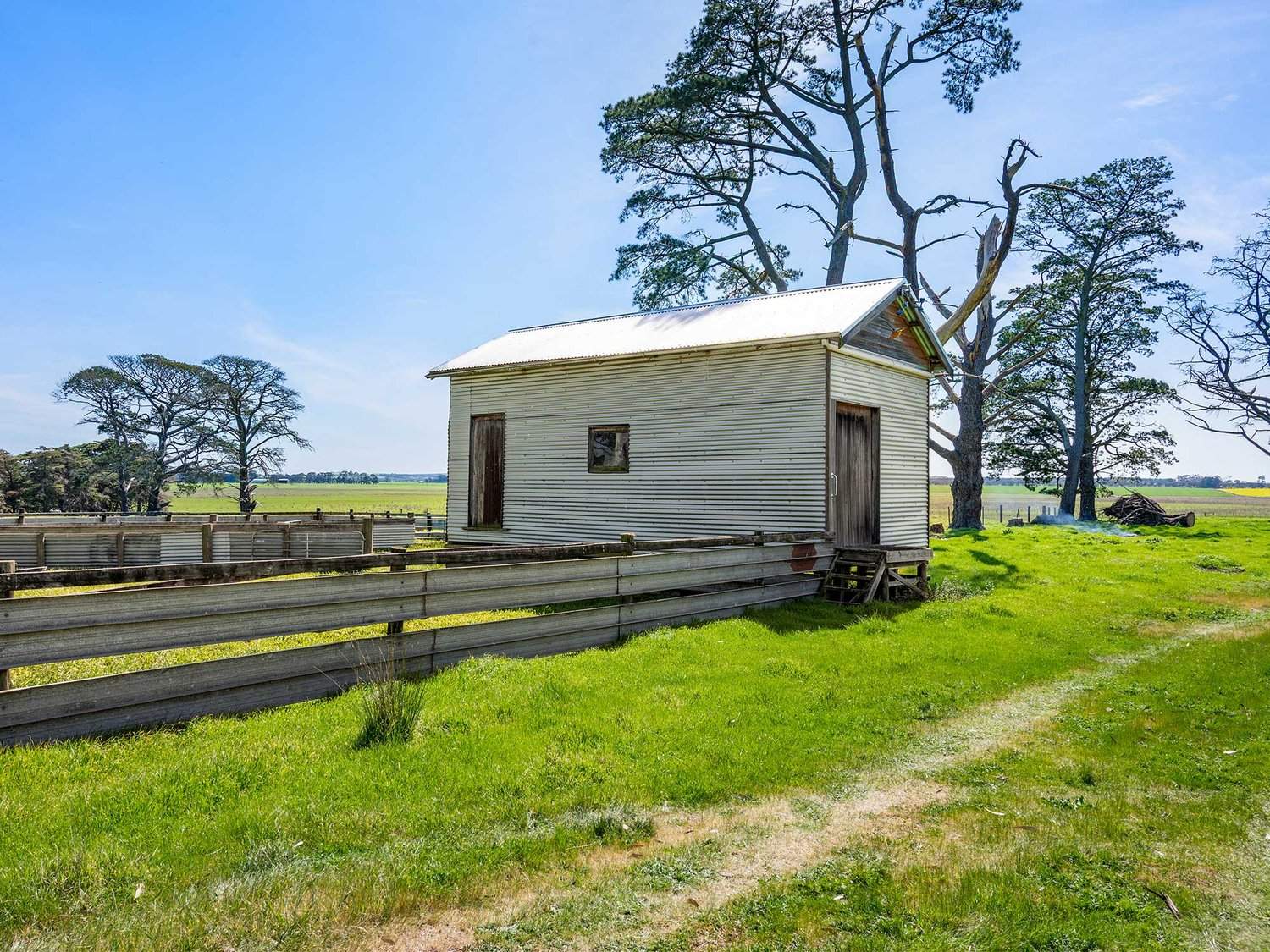 - Glenelg Highway, Warrayure For Sale by Farmbuy.com - image 8