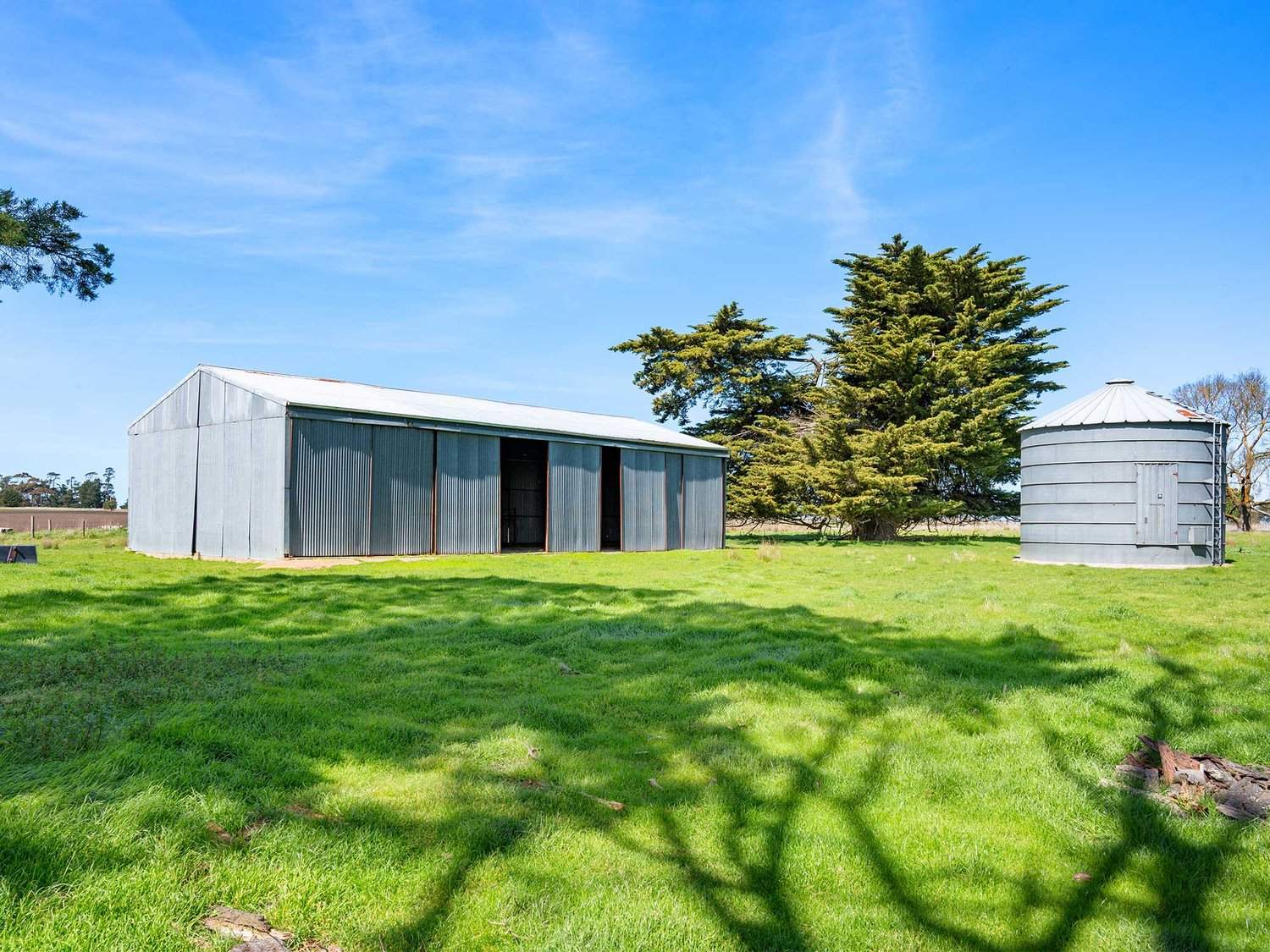 - Glenelg Highway, Warrayure For Sale by Farmbuy.com - image 9