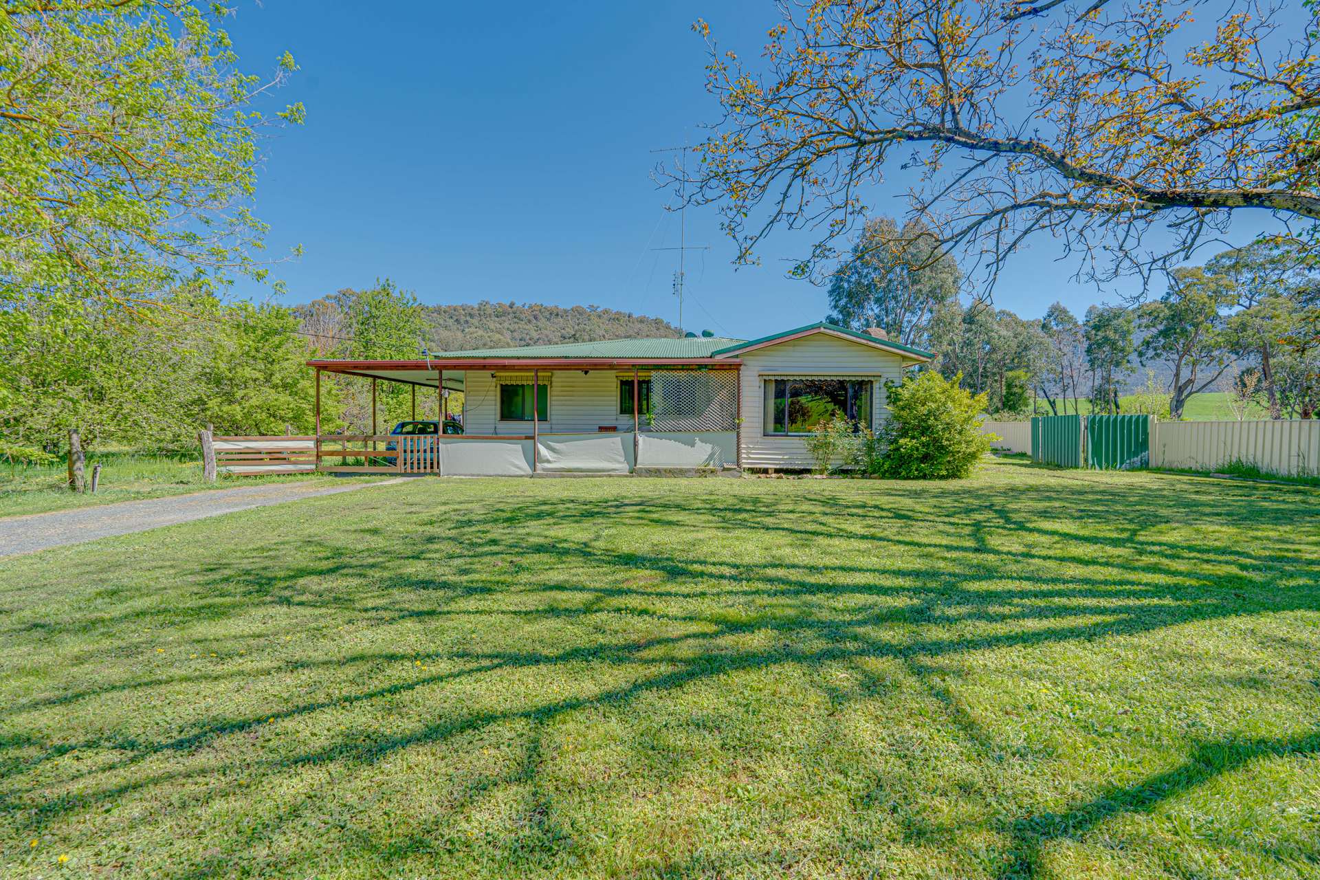 929 Myrtleford-Yackandandah Road, Barwidgee For Sale by Farmbuy.com - image 25