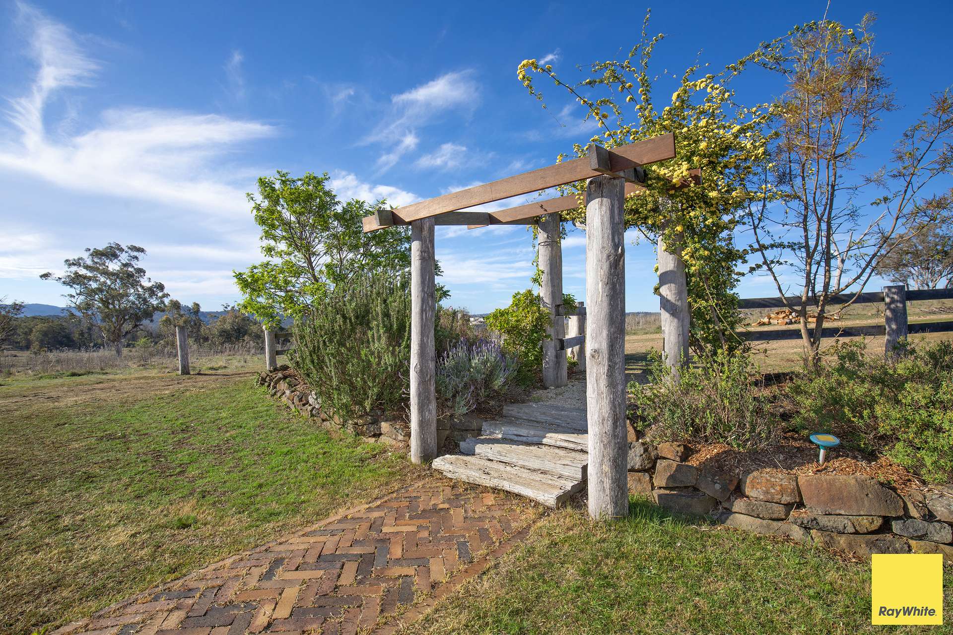 27 Stringybark Ridge Road, Armidale Auction by Farmbuy.com - image 15