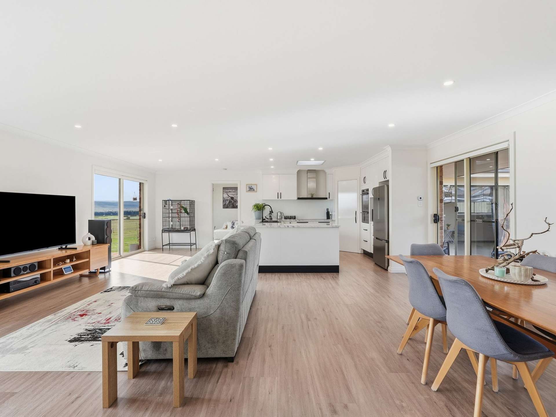 33 Glenelg Street, Oatlands For Sale by Farmbuy.com - image 14