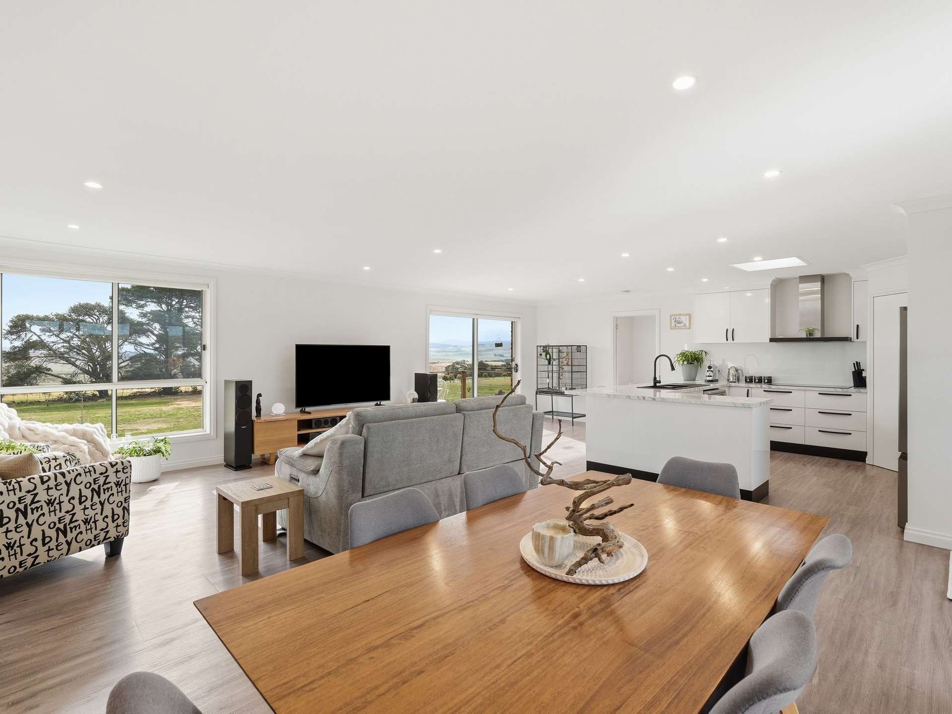 33 Glenelg Street, Oatlands For Sale by Farmbuy.com - image 16