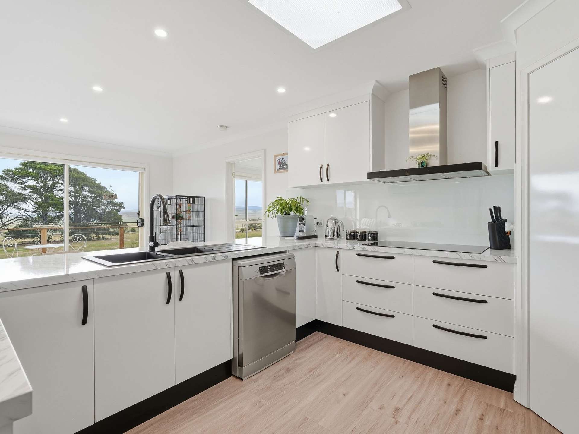 33 Glenelg Street, Oatlands For Sale by Farmbuy.com - image 13