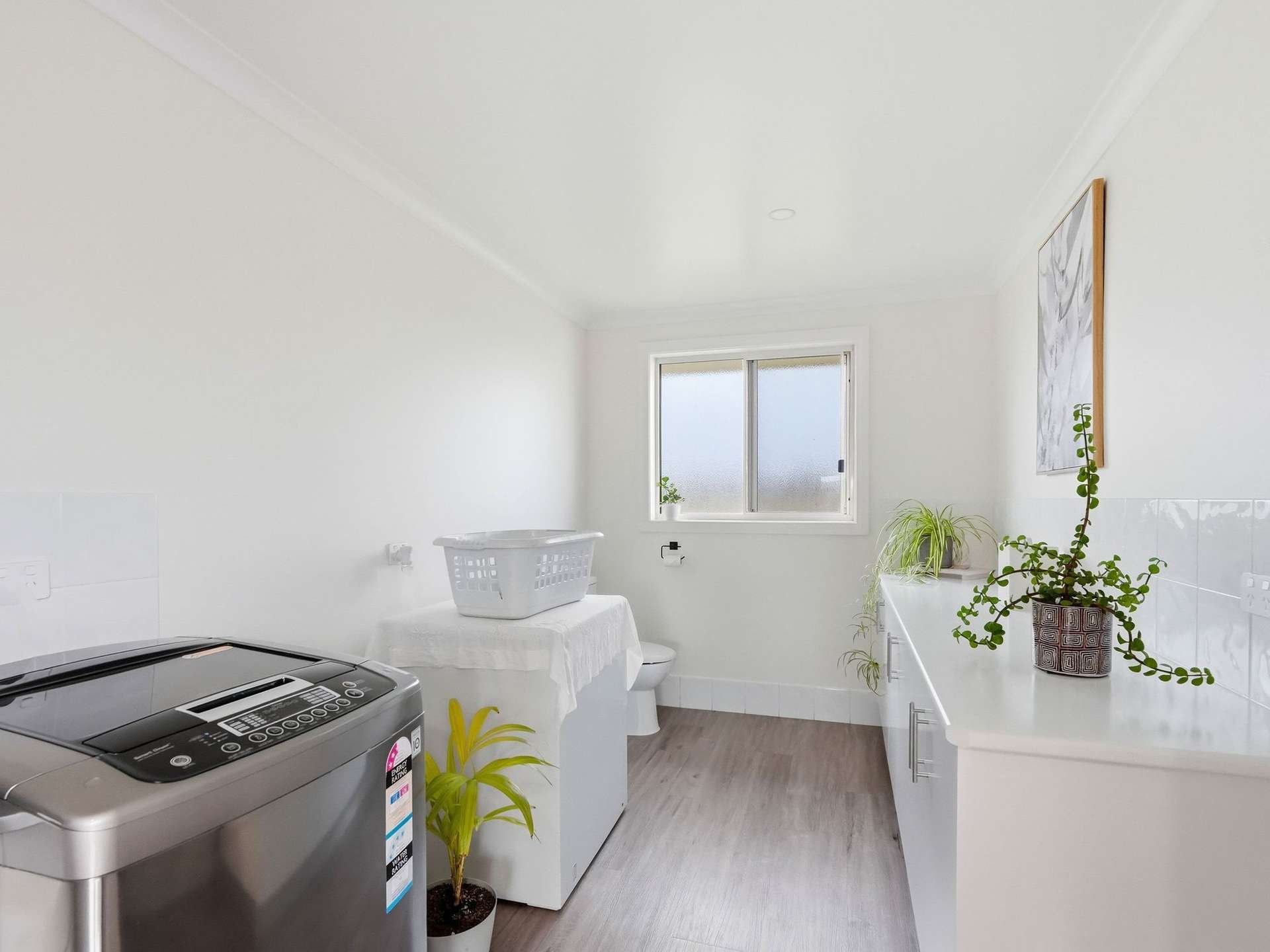 33 Glenelg Street, Oatlands For Sale by Farmbuy.com - image 26