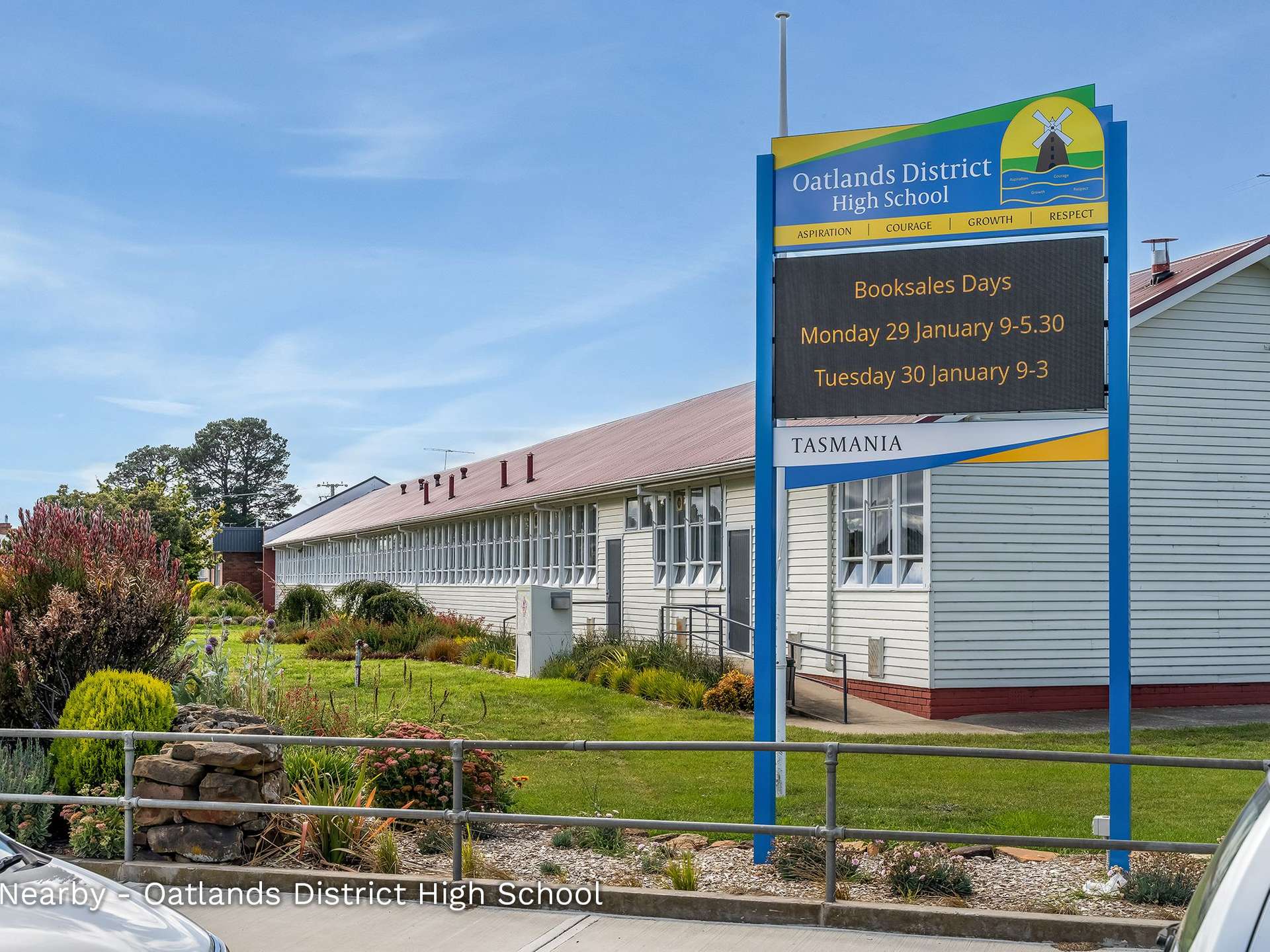 33 Glenelg Street, Oatlands For Sale by Farmbuy.com - image 30