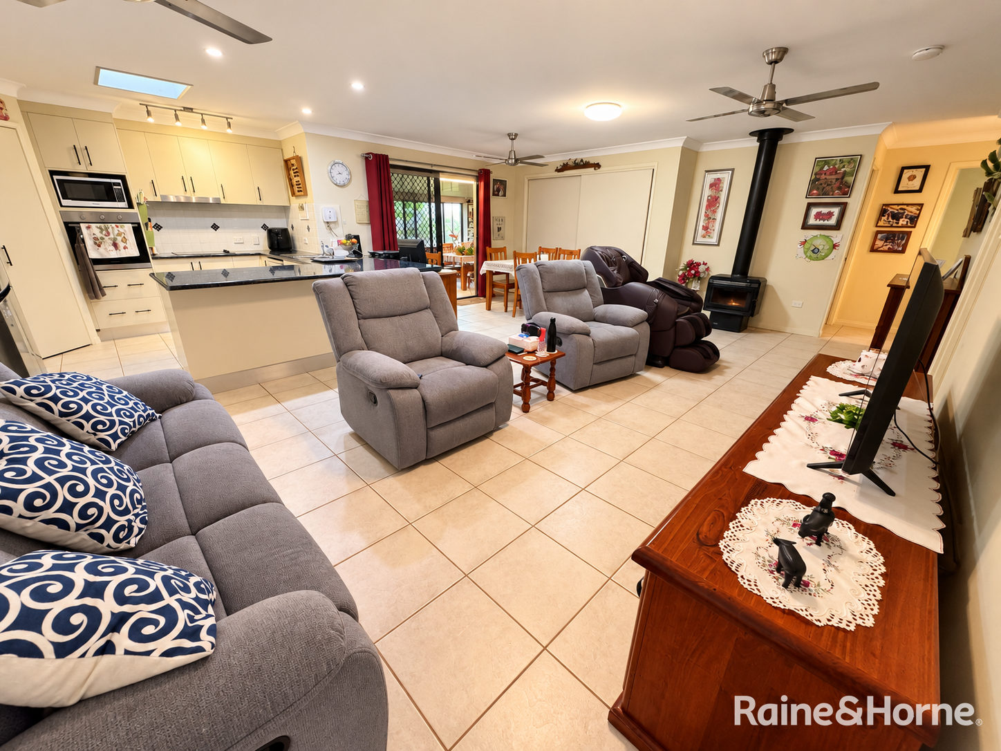 48 Sonaree Drive, Kingaroy For Sale by Farmbuy.com - image 2