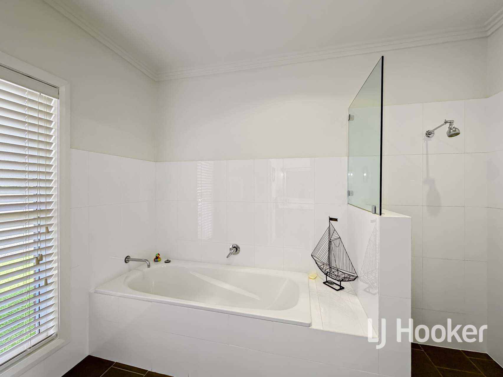 255E Swanbrook Road, Inverell For Sale by Farmbuy.com - image 17
