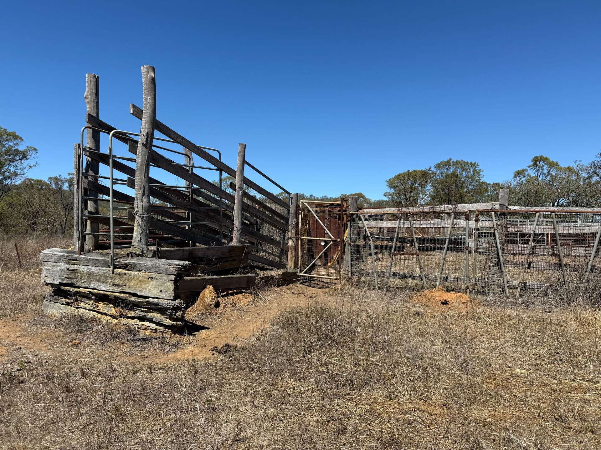 17940 Kennedy Hwy, Mount Garnet For Sale by Farmbuy.com - image 10