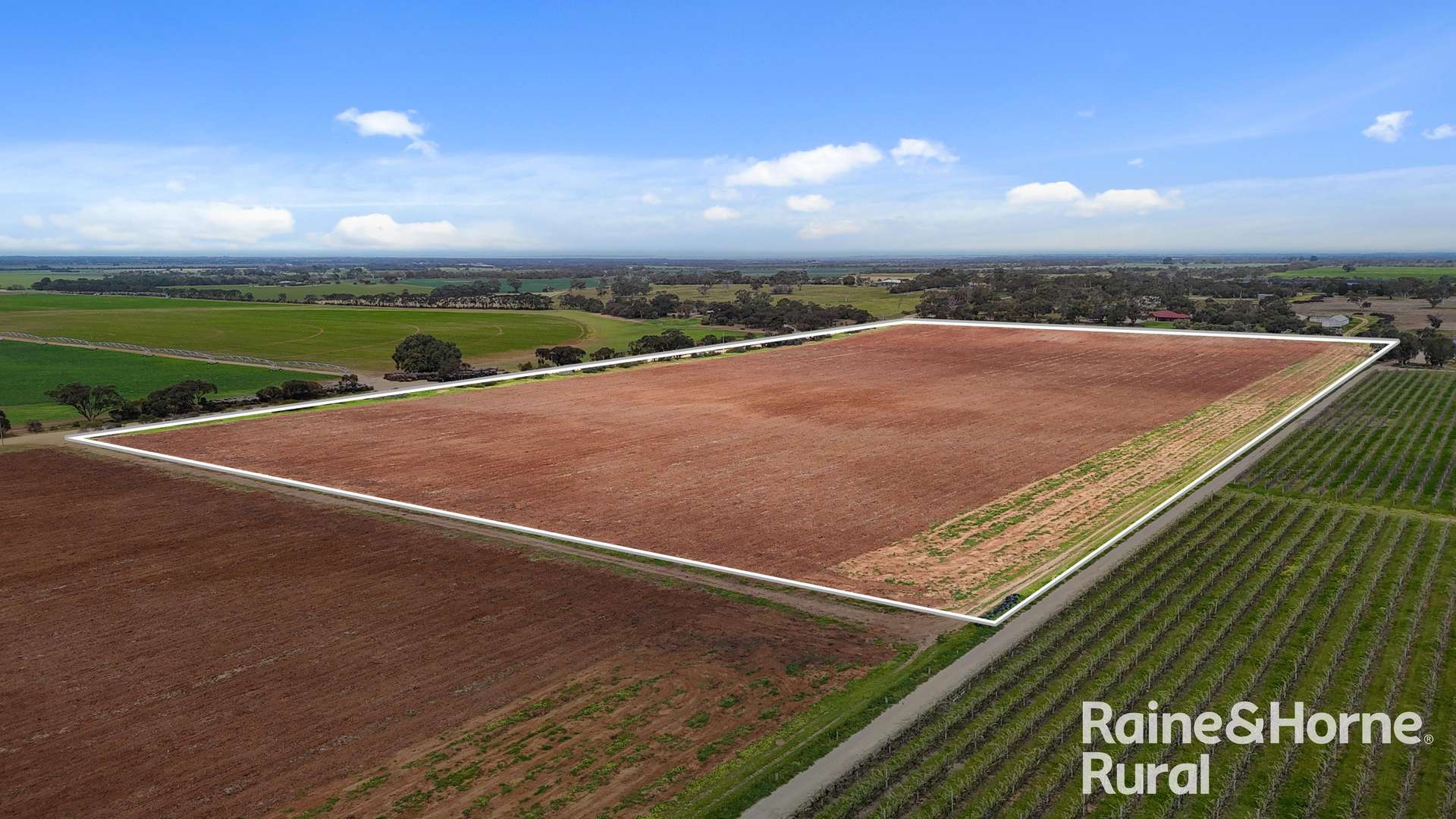 A21, A23 & A24 Riverside Road, Strathalbyn For Sale by Farmbuy.com - image 17