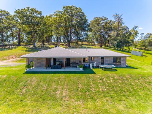 Farm For Sale - NSW - Kyogle - 2474 - Modern Country Living on Over 2 Acres 