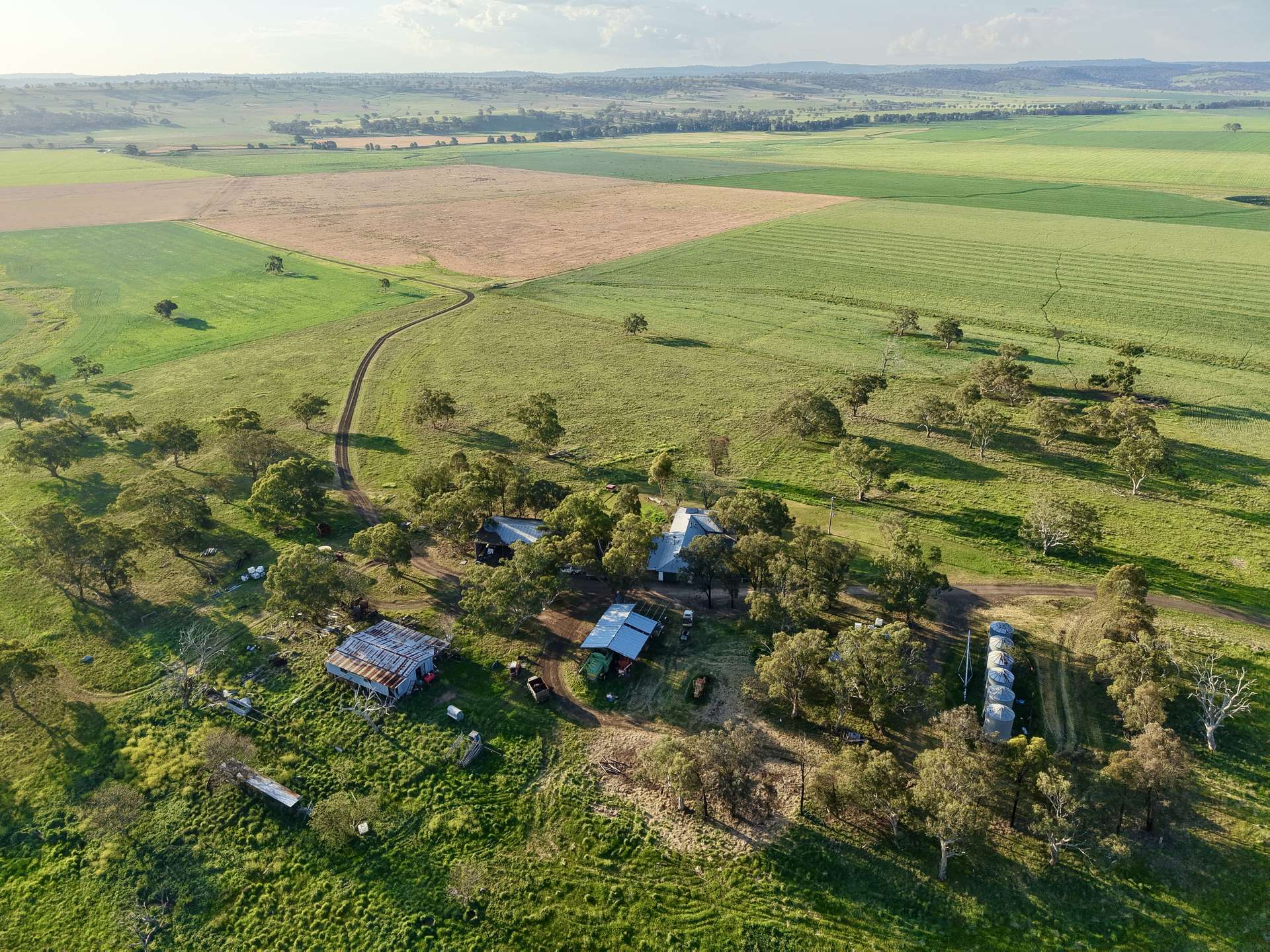 "Yallambee" 92 Yallambee Road, Cassilis For Sale by Farmbuy.com - image 8