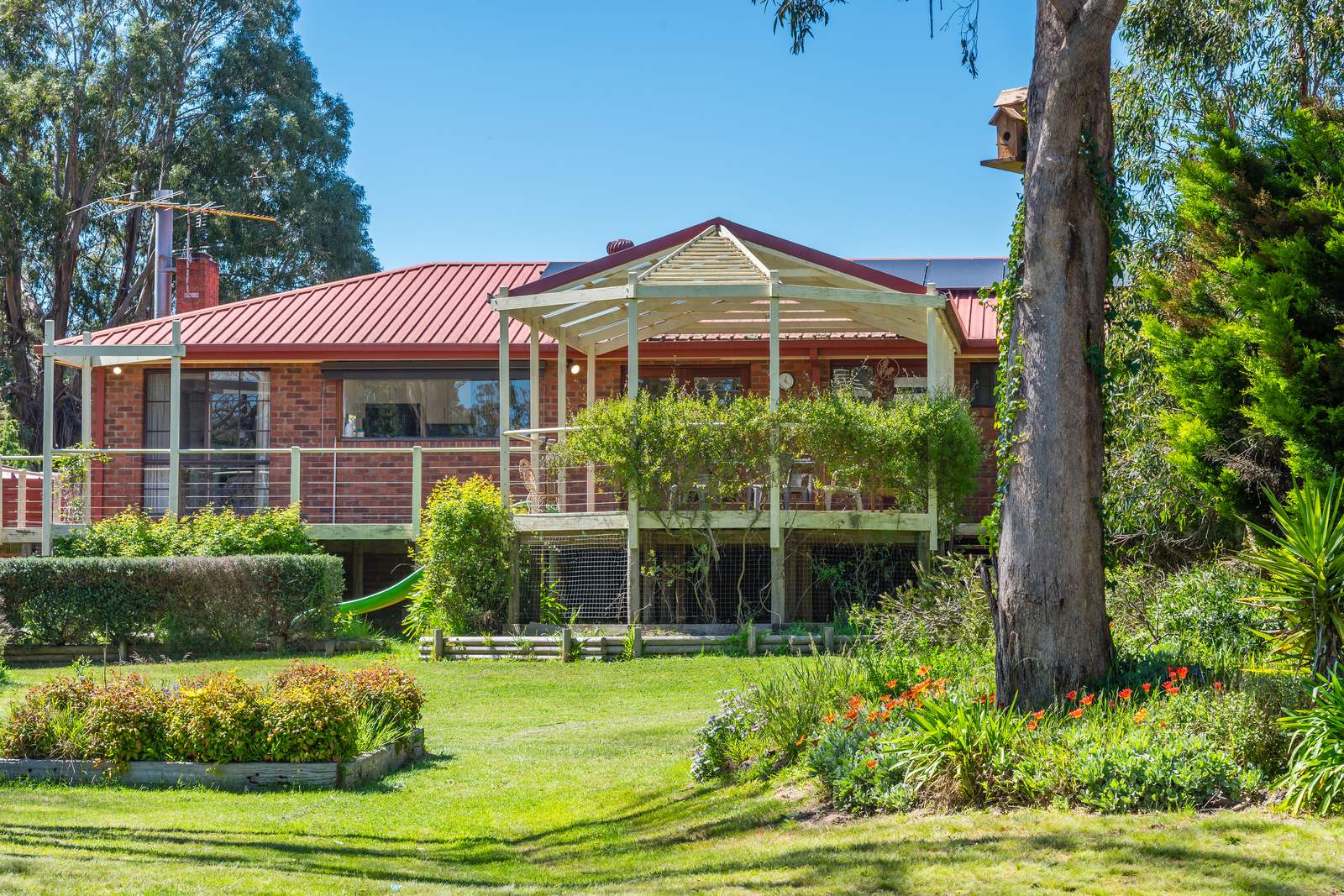 11 Heddle Road, Lancefield For Sale by Farmbuy.com - image 1