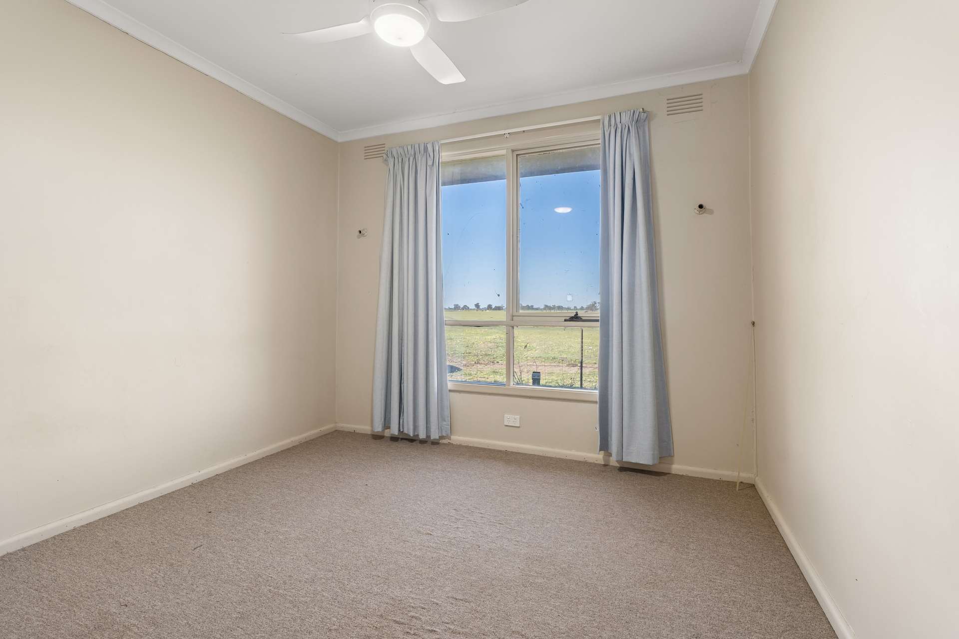 65 Lee Valley Road, Collendina For Sale by Farmbuy.com - image 25