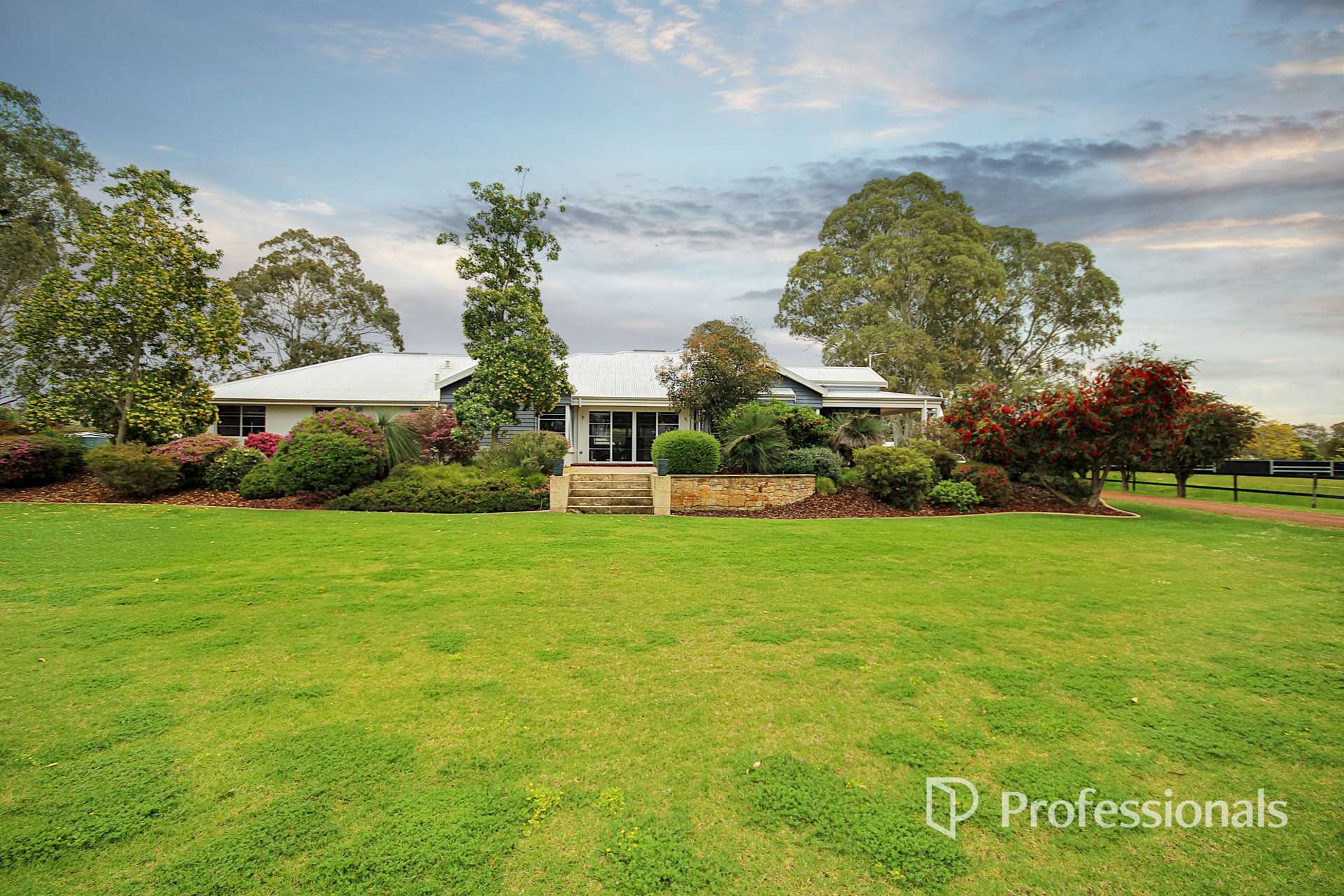 55 Panizza Road, Dardanup For Sale by Farmbuy.com - image 1
