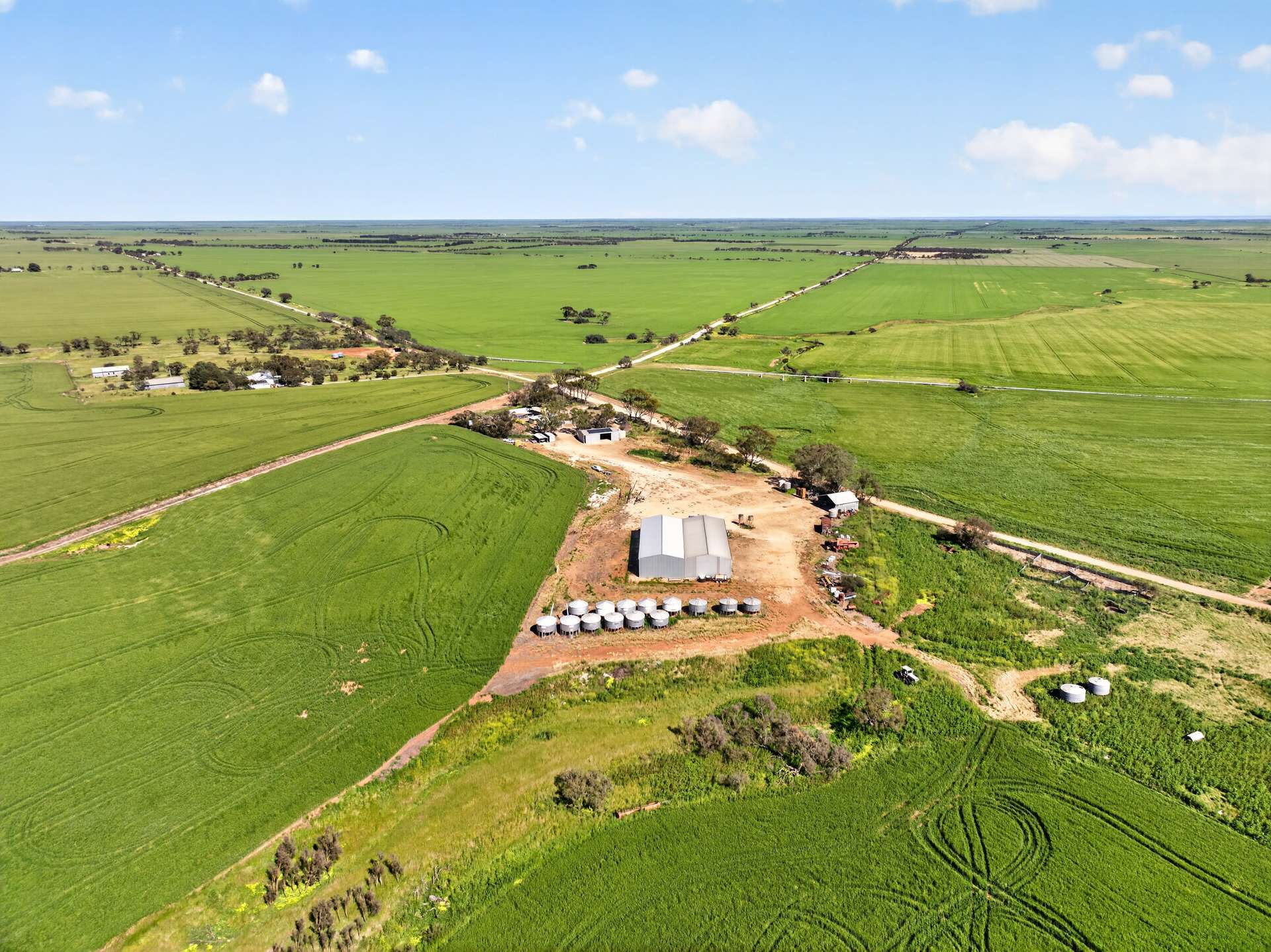 'Sharpes Well' Ireland Road, Mundoora For Sale by Farmbuy.com - image 2