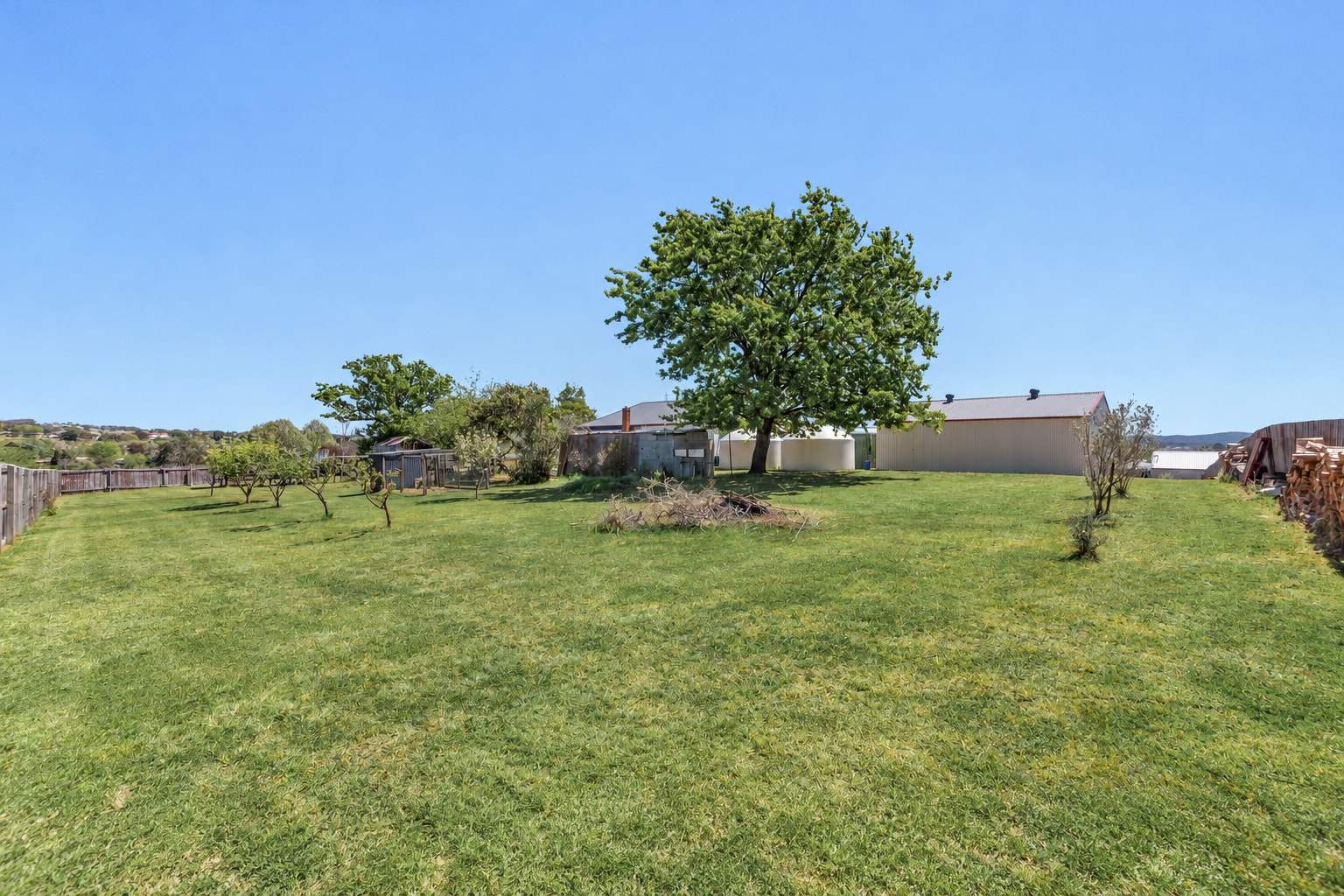 179 Wood Street, Tenterfield Auction by Farmbuy.com - image 25