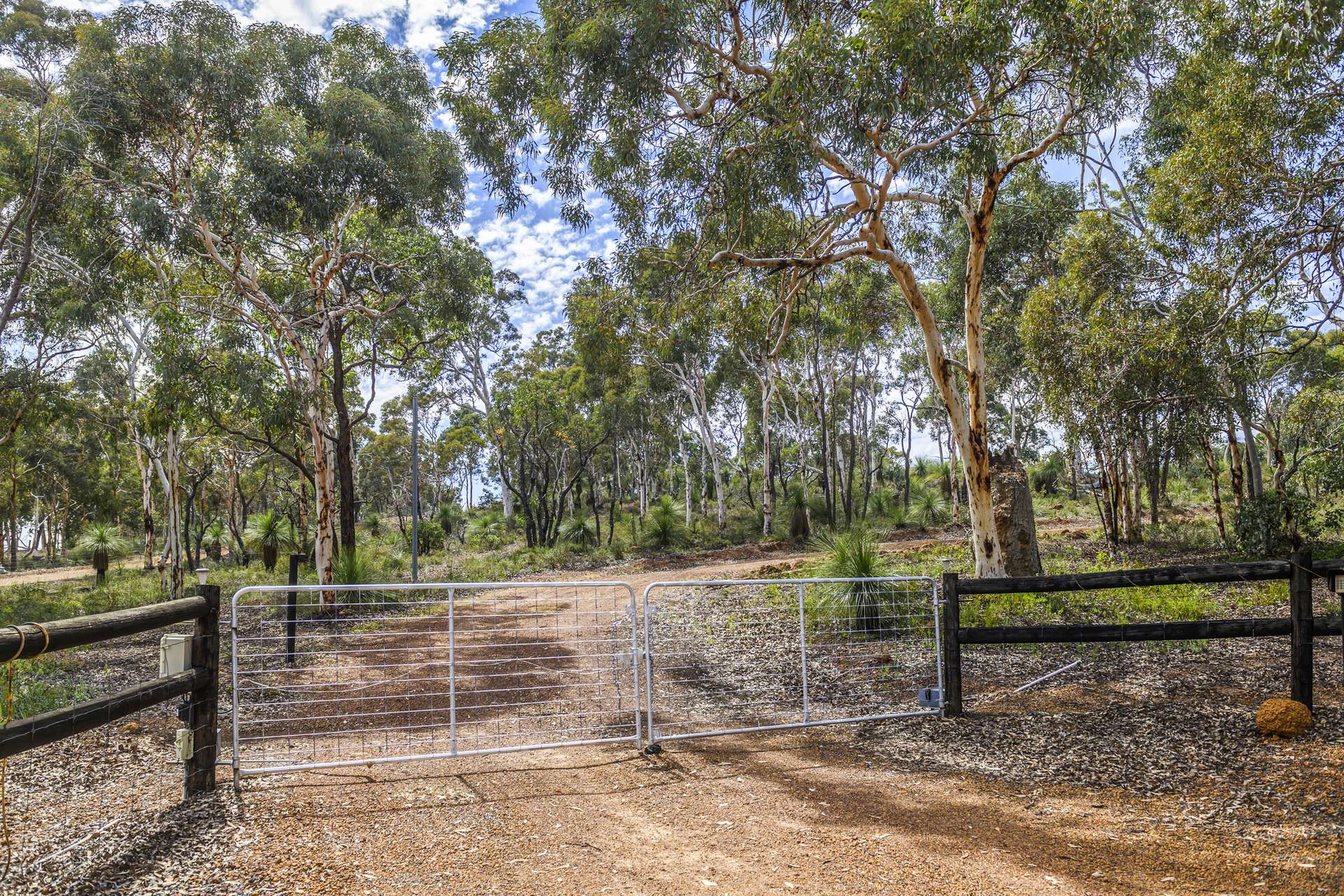 452 Powderbark Road, Lower Chittering For Sale by Farmbuy.com - image 20