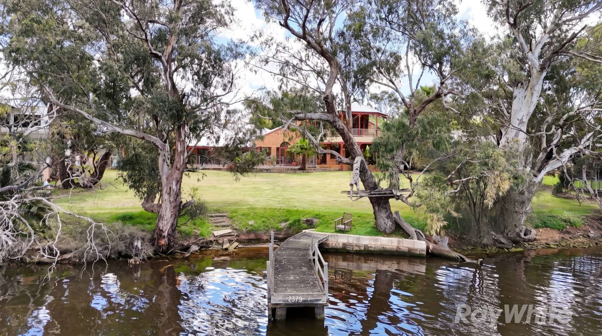 167 West Road, Bassendean For Sale by Farmbuy.com - image 32
