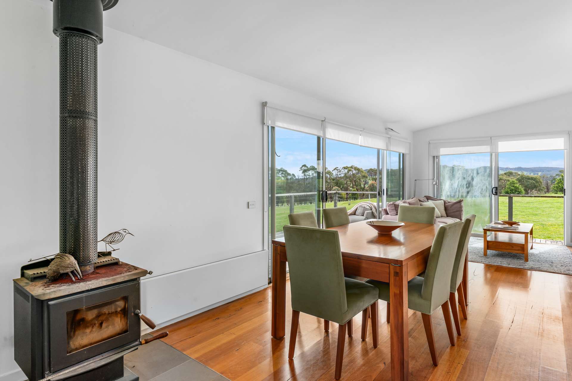 52 Armstrong Avenue, Strathbogie Auction by Farmbuy.com - image 4